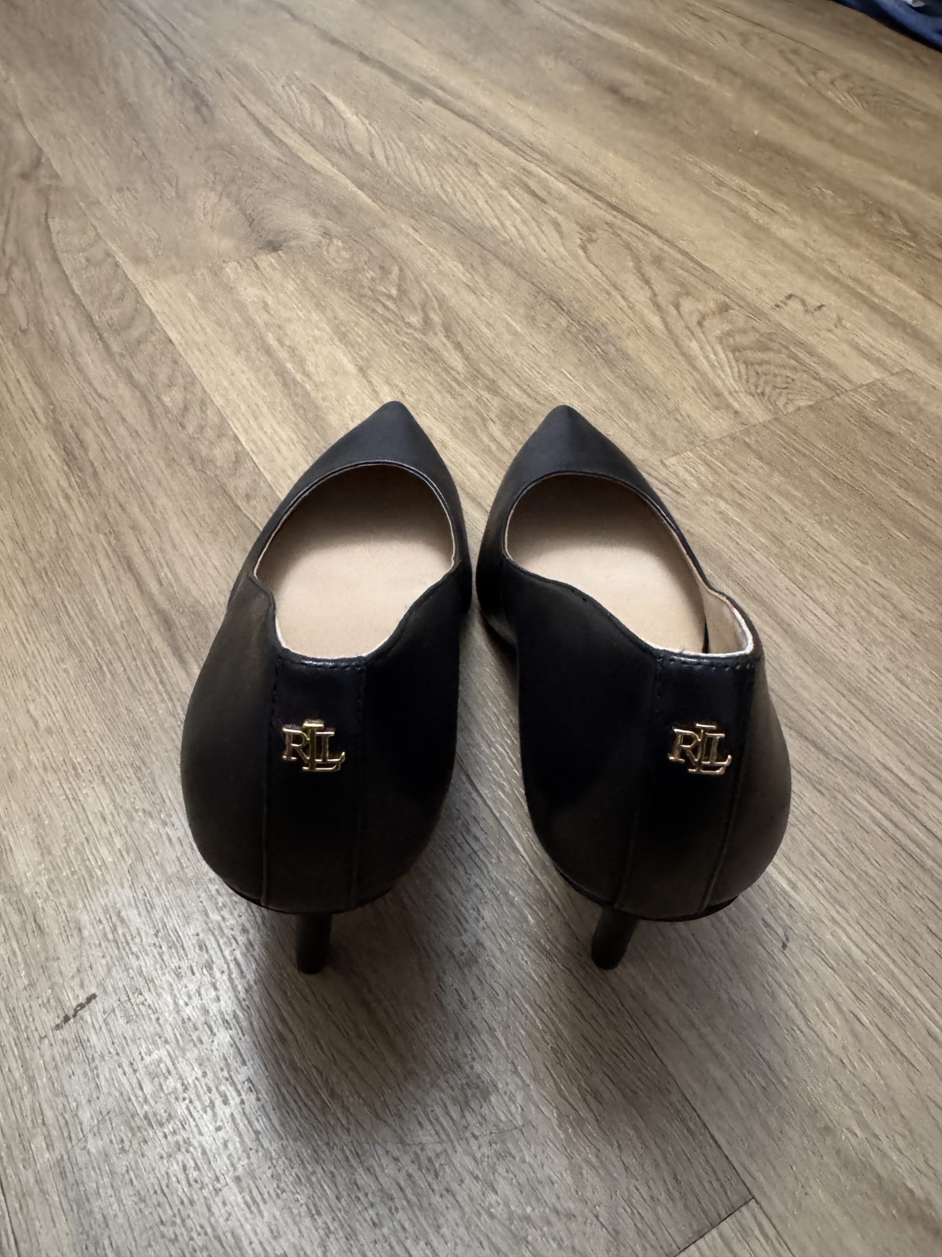 Lauren Ralph Black Leather Pointed Toe Pumps size Euro 37 image 5