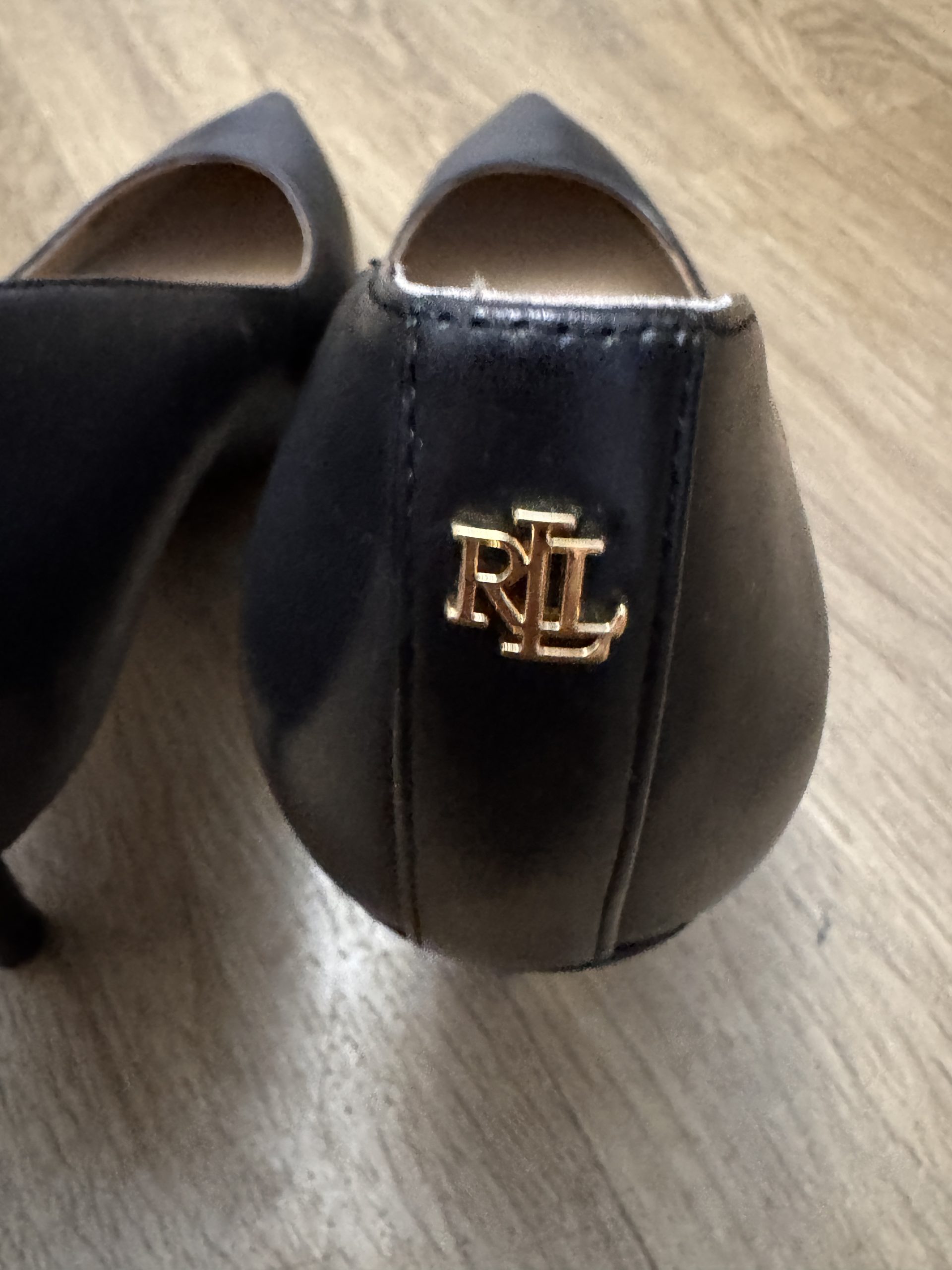 Lauren Ralph Black Leather Pointed Toe Pumps size Euro 37 image 6