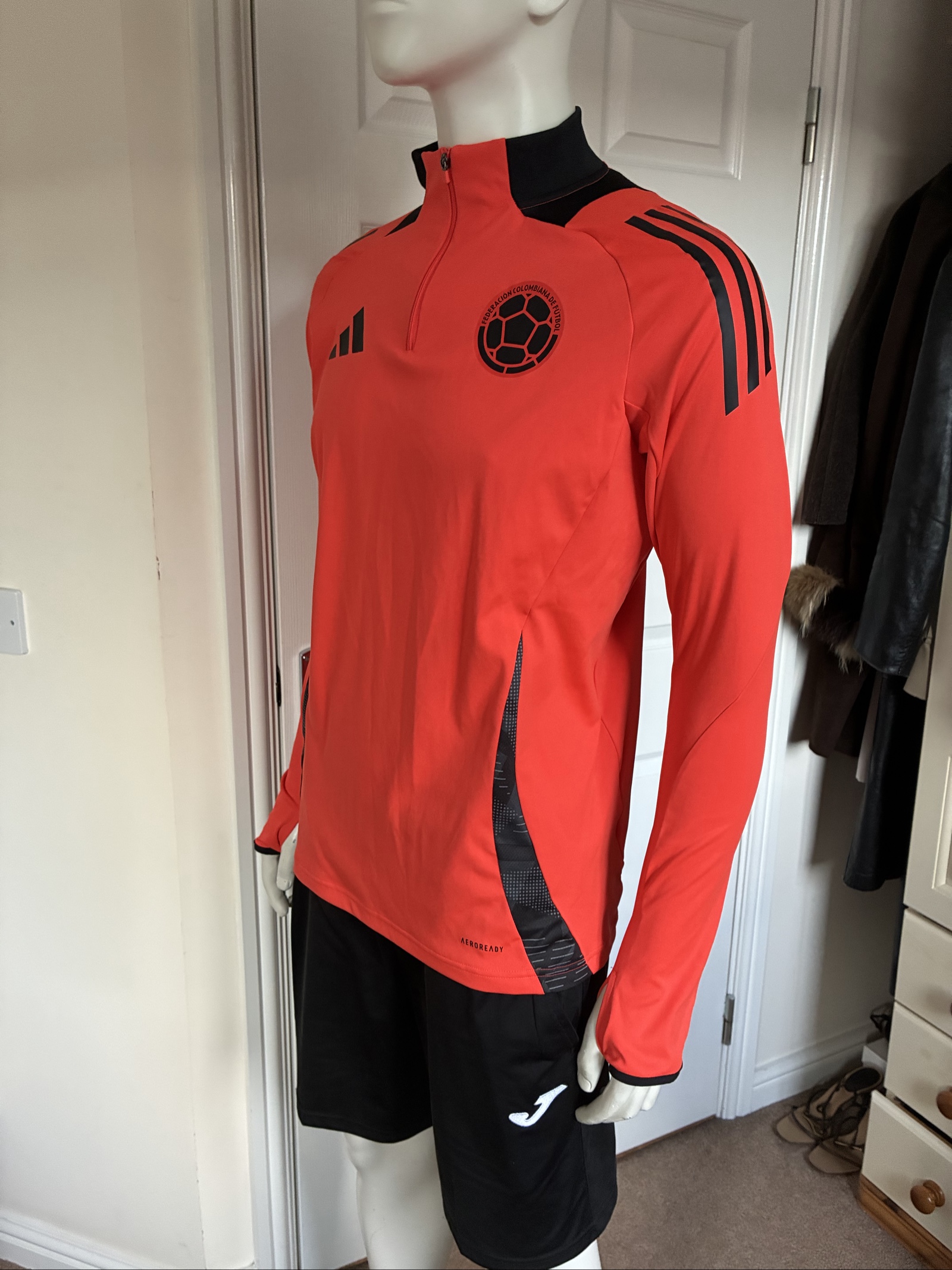 Adidas Colombia Orange & Black Football 1/4 Zip Training Top - Size M (Slim Fit) image 4