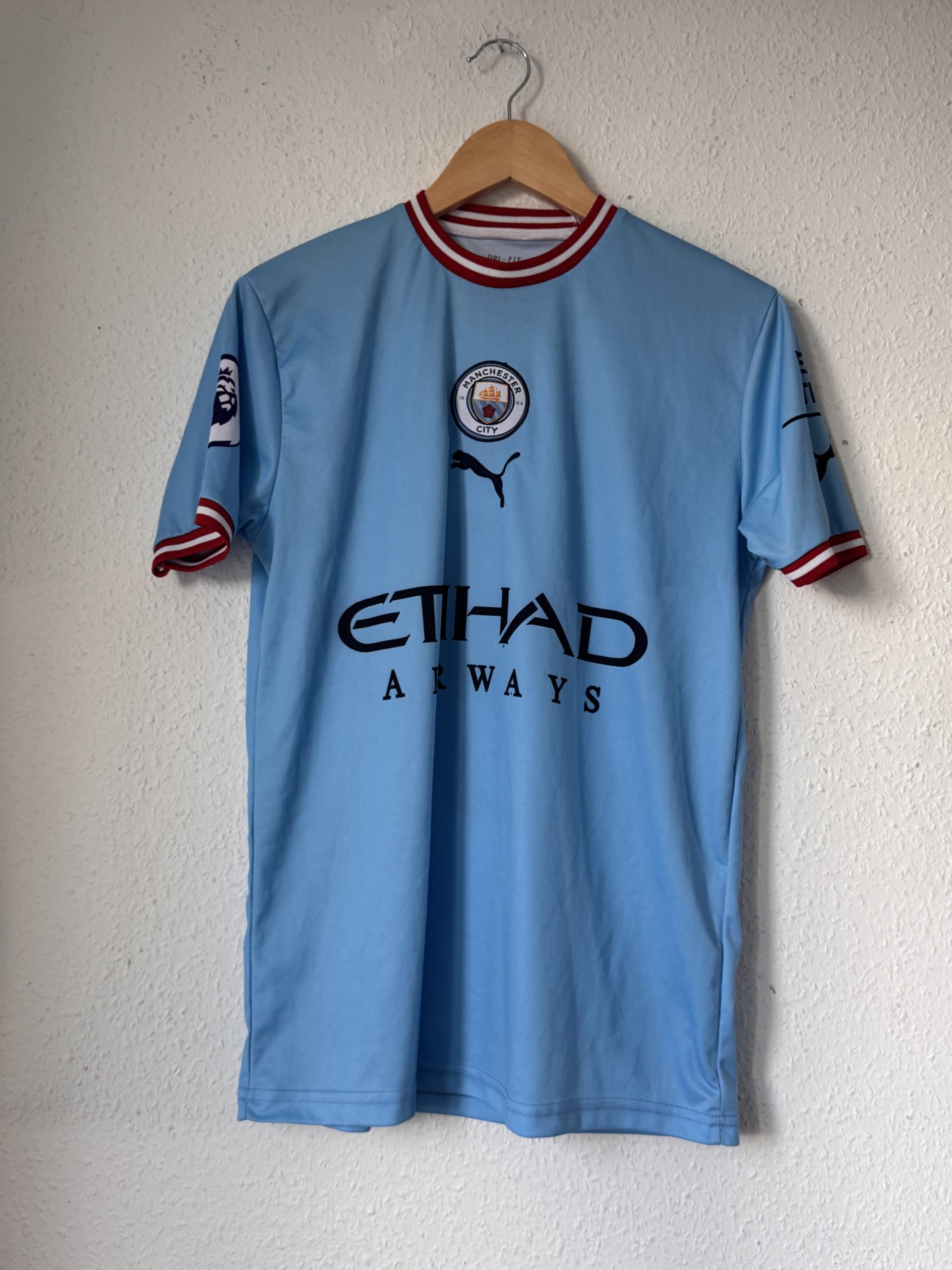 Puma Blue Manchester City Football Jersey Medium Red & White Trim 2950