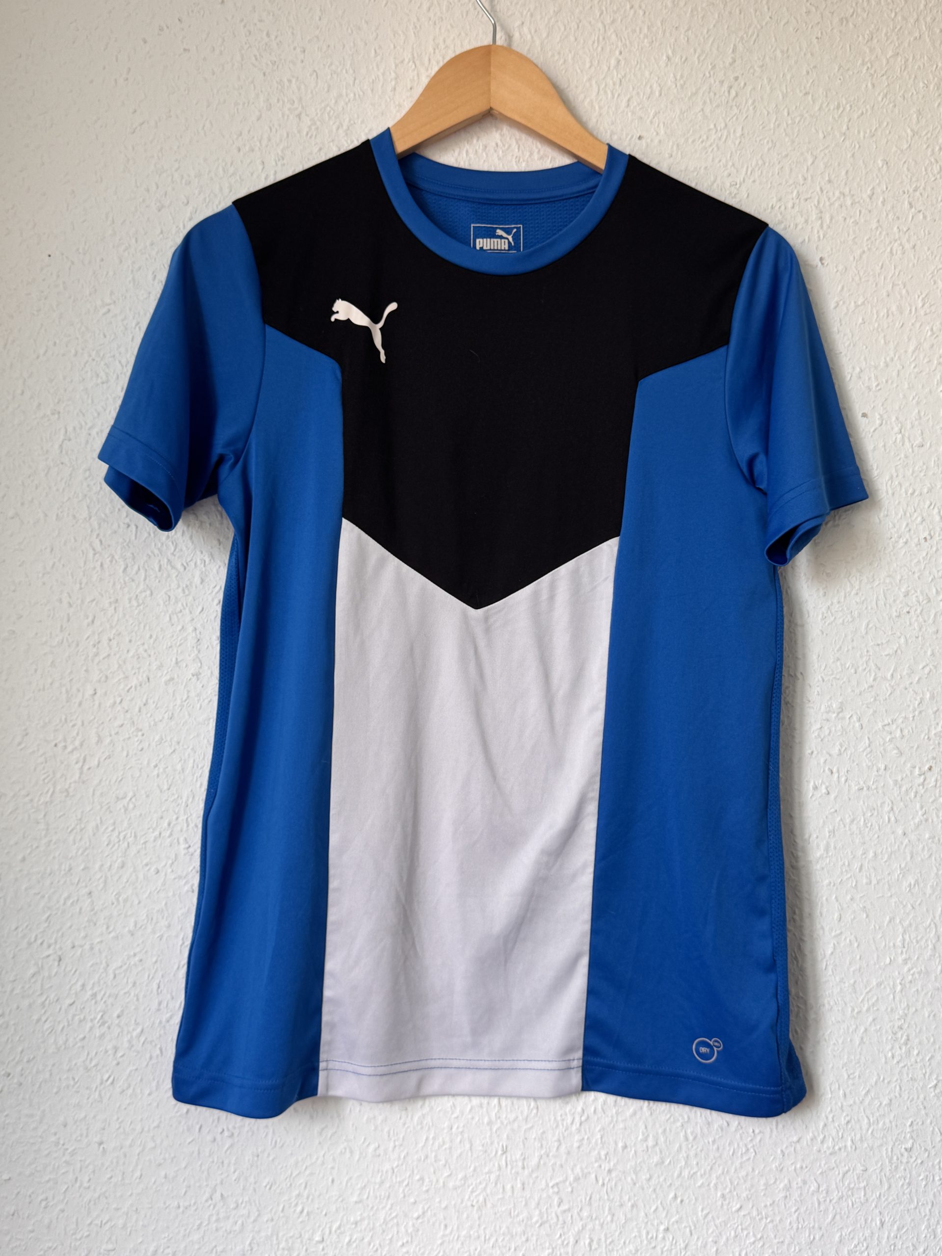 Puma Blue, Black & White Sports T-Shirt Medium 2952