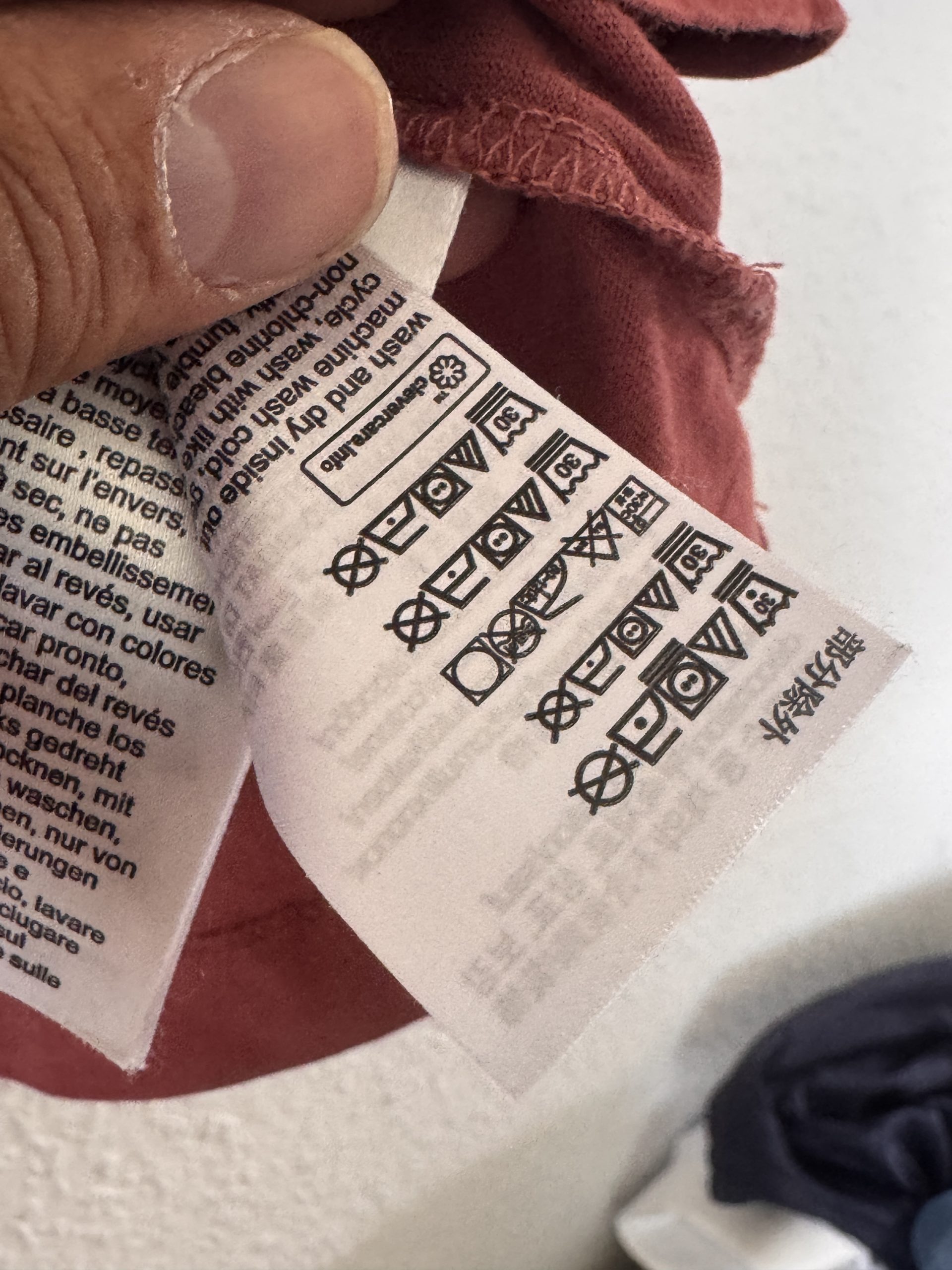 Calvin Klein Jeans Red T-Shirt Medium Cotton 2955 image 8