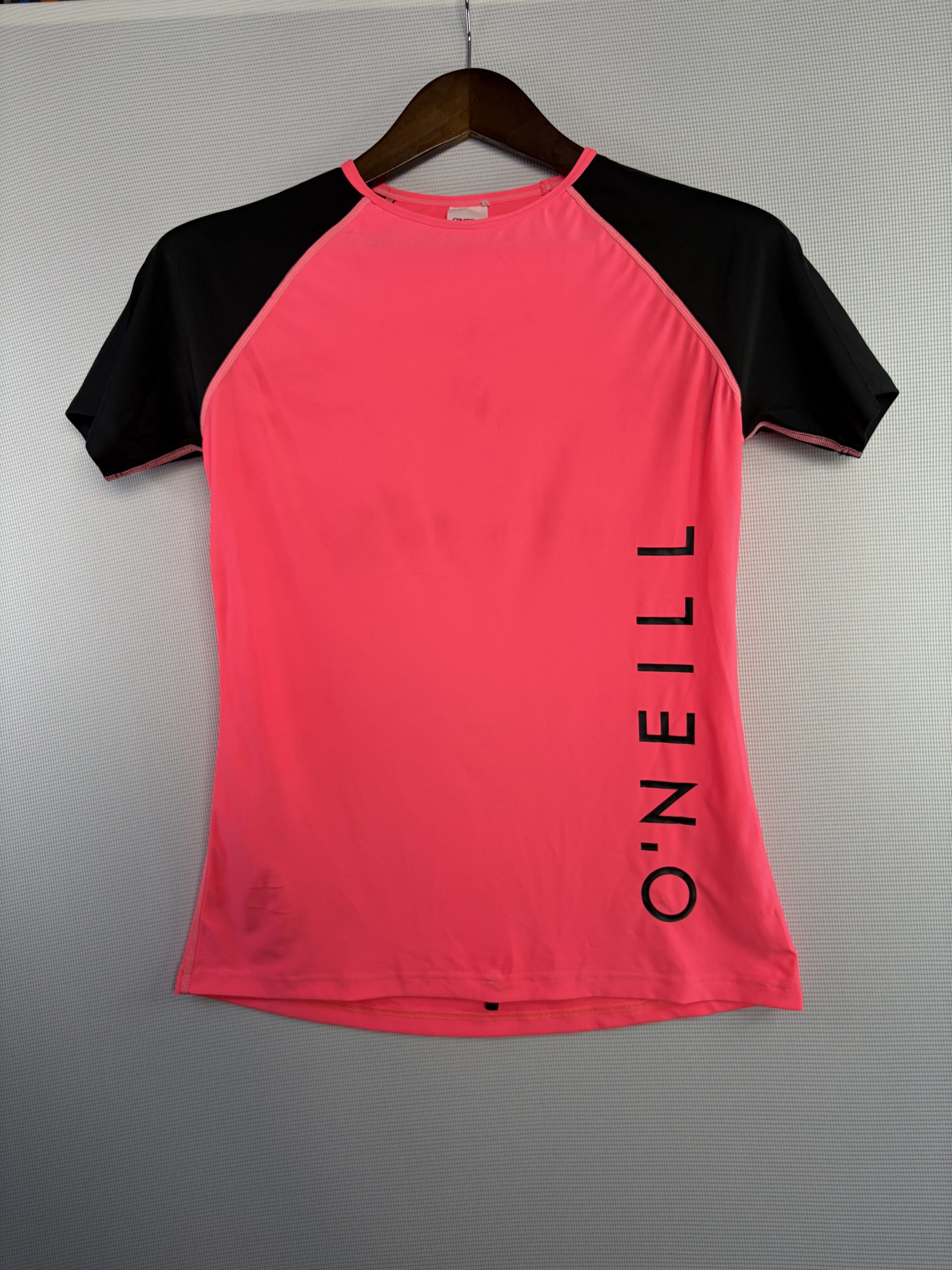 O'Neill Women's L Raglan Sleeve Rash Guard Swim Top Coral Pink Black UV Surf Top