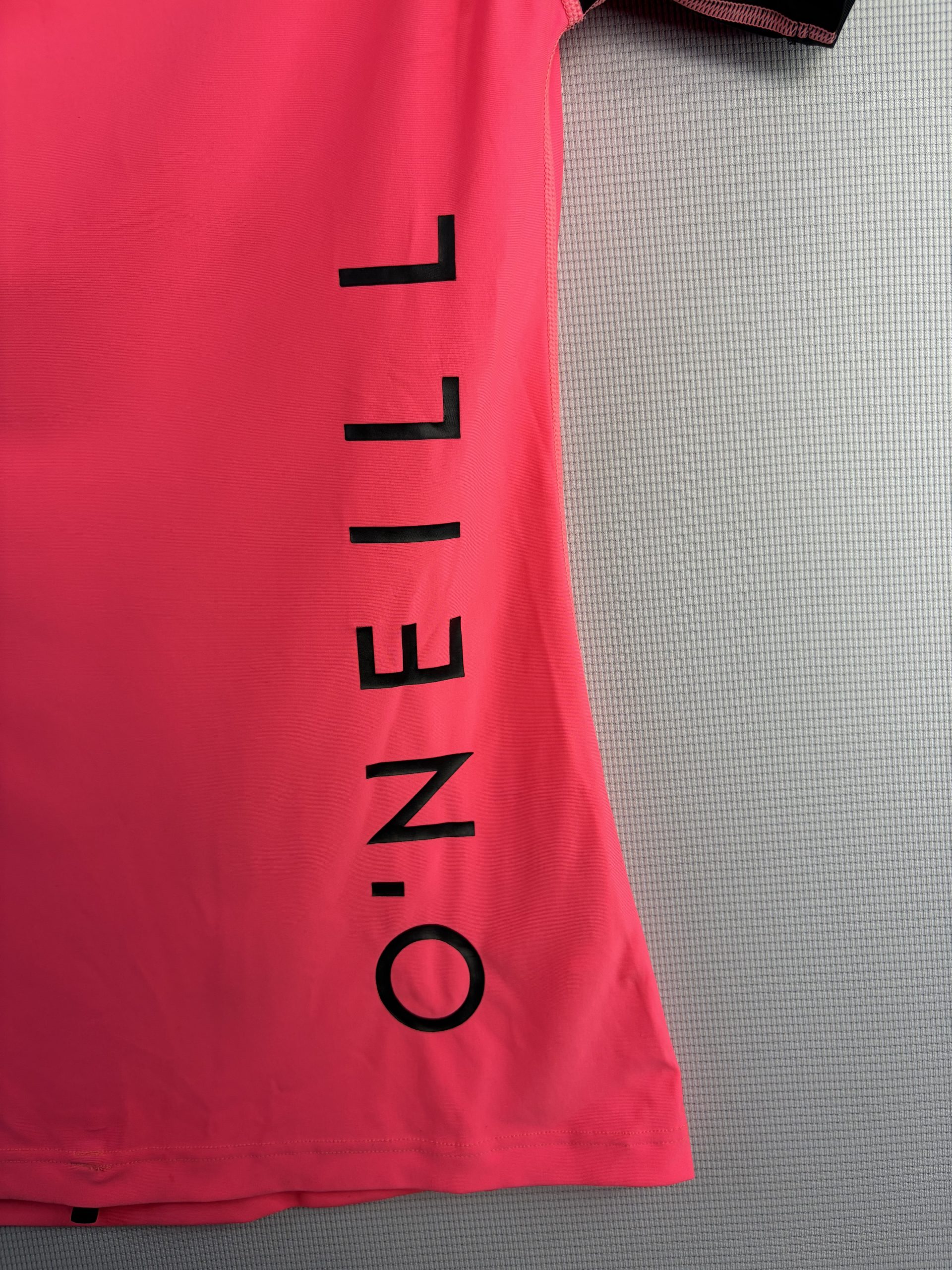 O'Neill Women's L Raglan Sleeve Rash Guard Swim Top Coral Pink Black UV Surf Top image 3