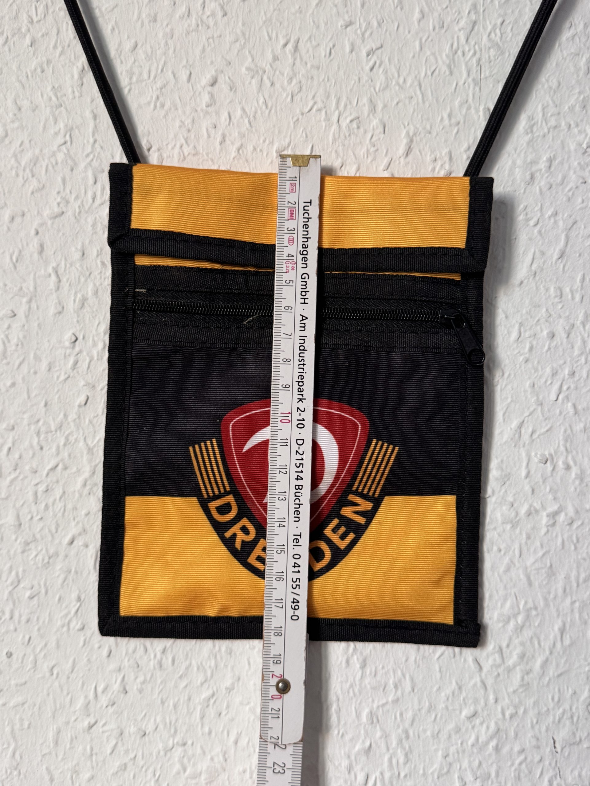Dresden Black & Yellow Small Sports Face Mask 2960 image 8