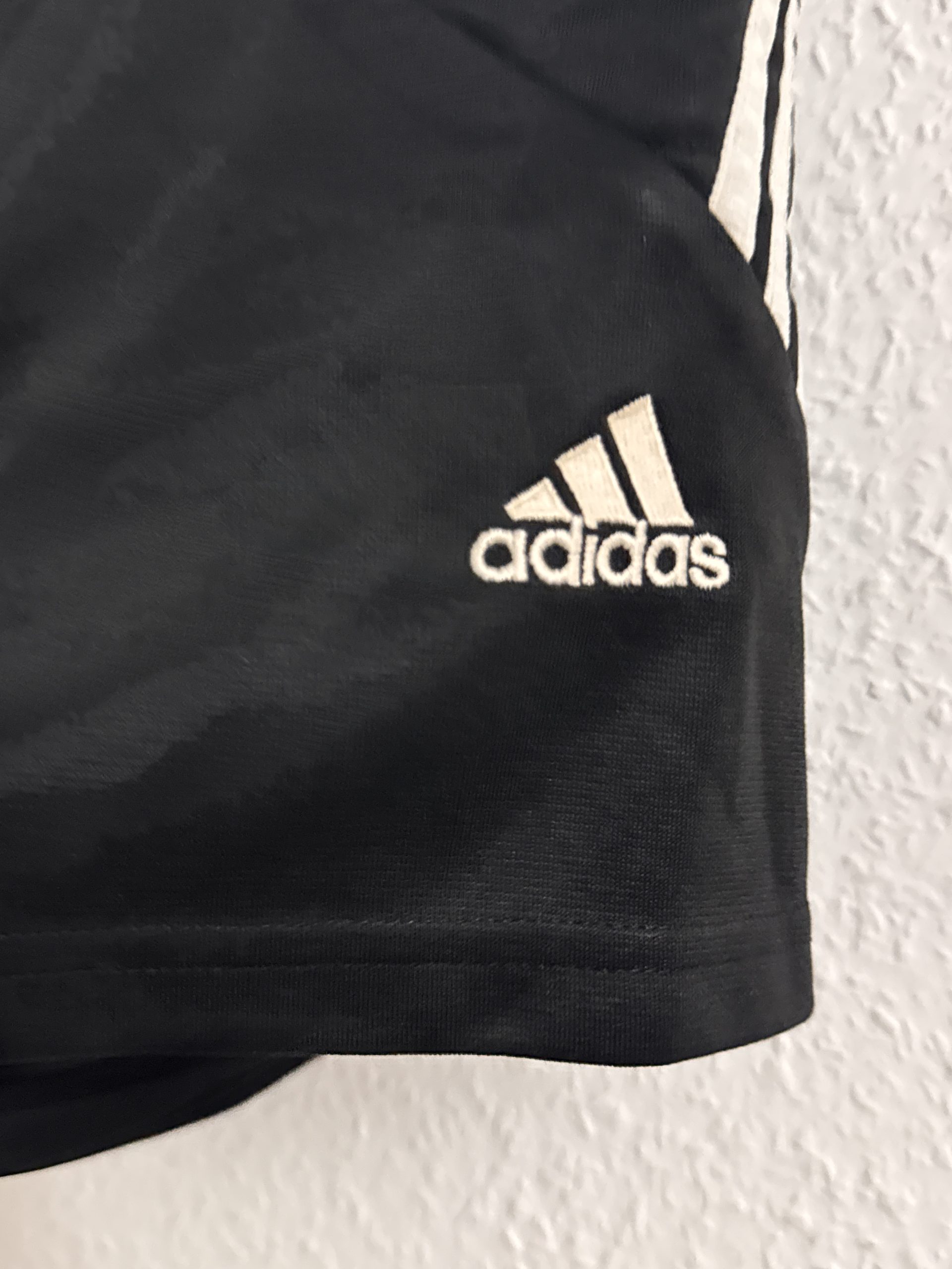 Adidas Black Quilted Padded Sports Shorts L with Three Stripes 2937 image 3