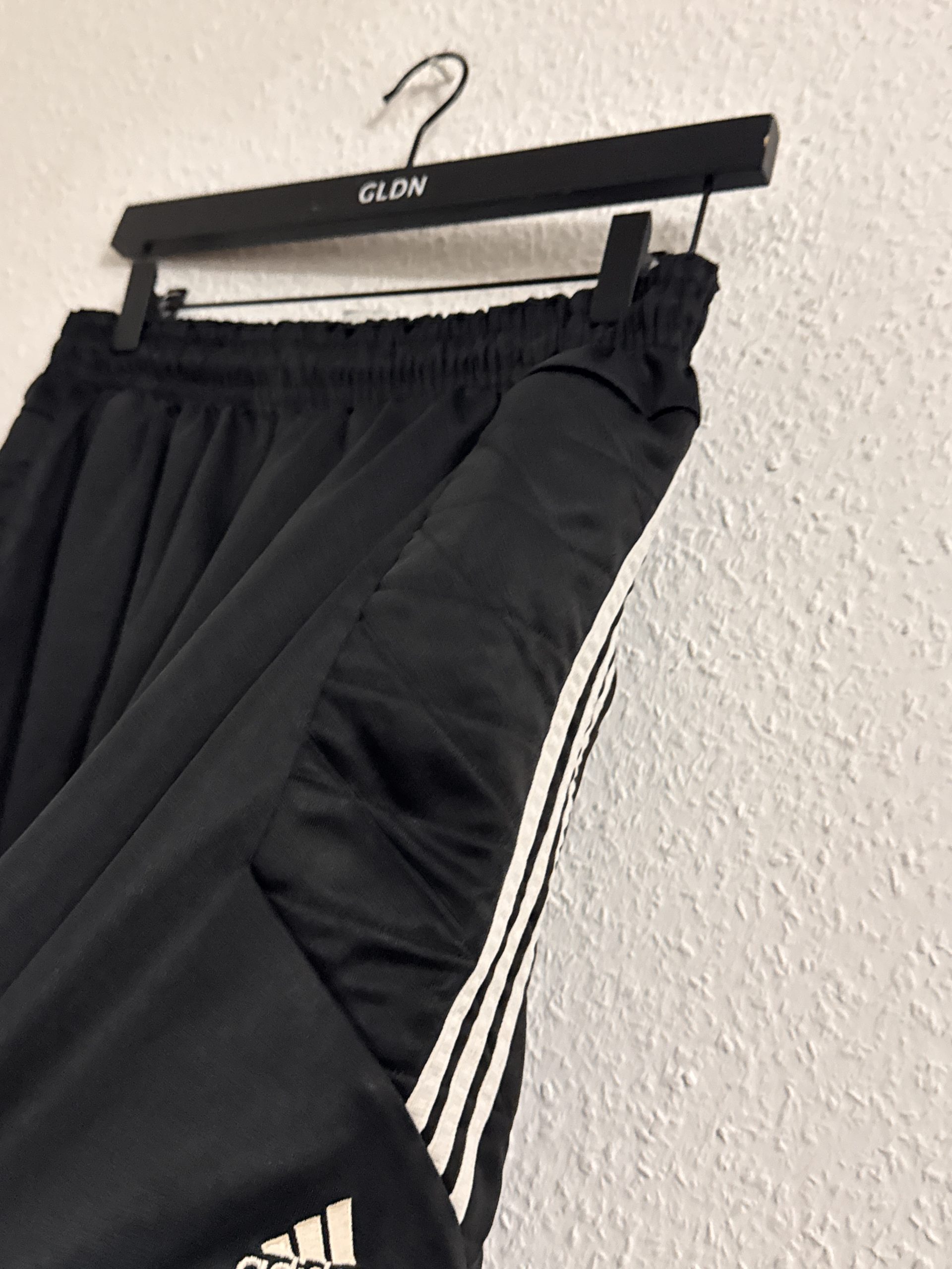 Adidas Black Quilted Padded Sports Shorts L with Three Stripes 2937 image 4