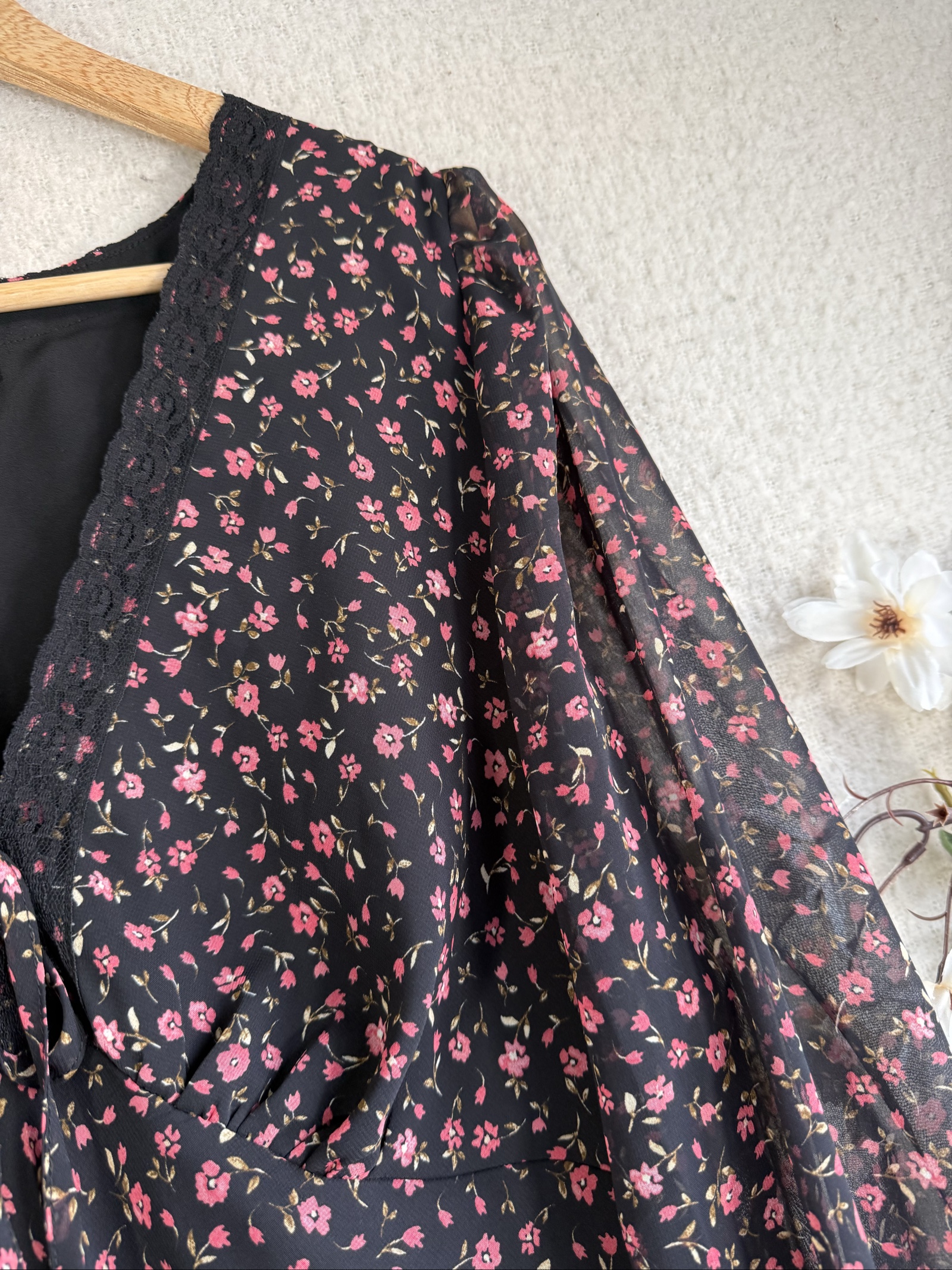 New Look Black & Pink Floral Midi Dress UK 16 Lace Trim Long Sleeve Stylish image 2