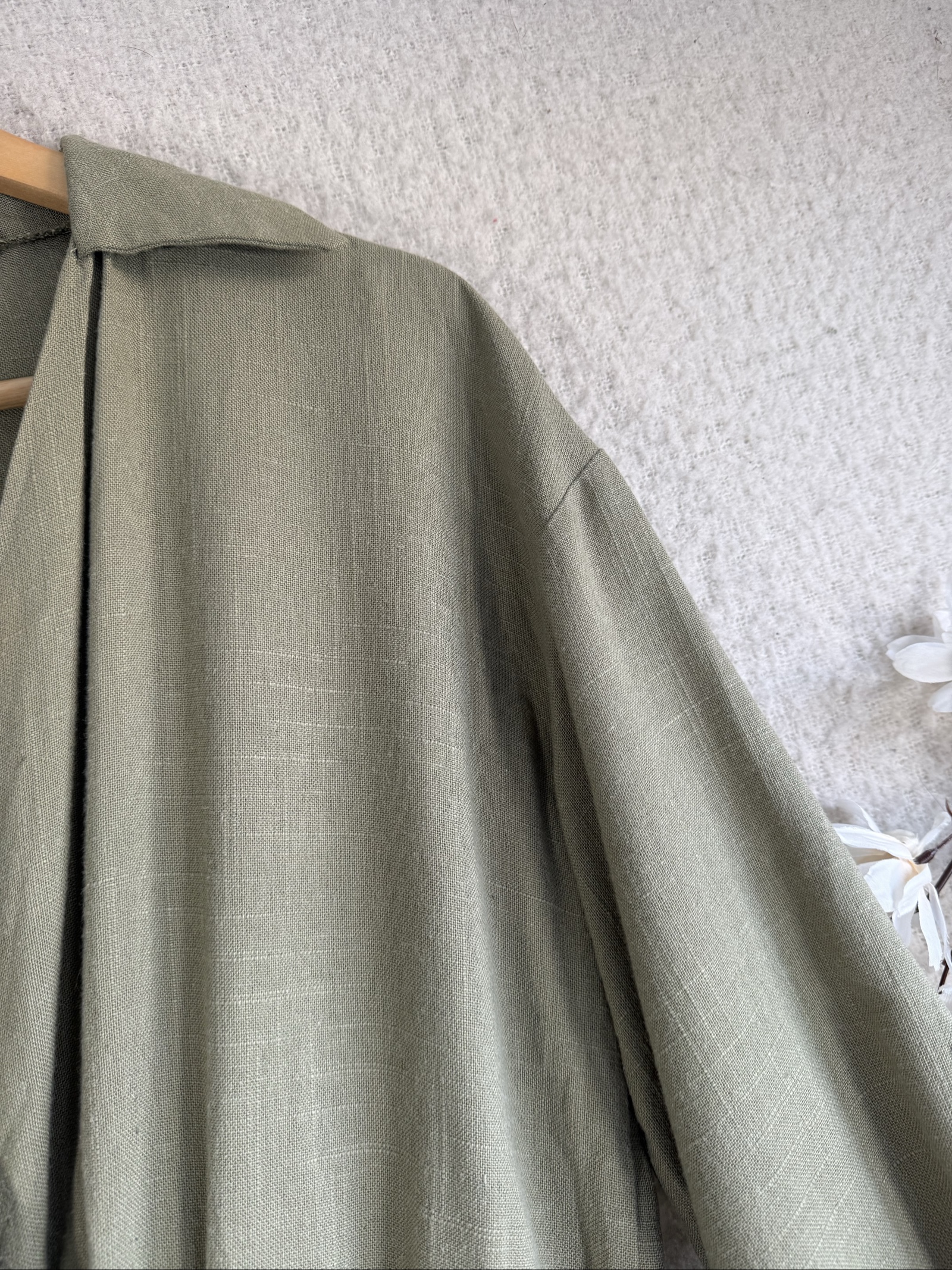 Pretty Little Thing Olive Green Long Sleeve Ruched Mini Dress UK 8 Stylish image 2
