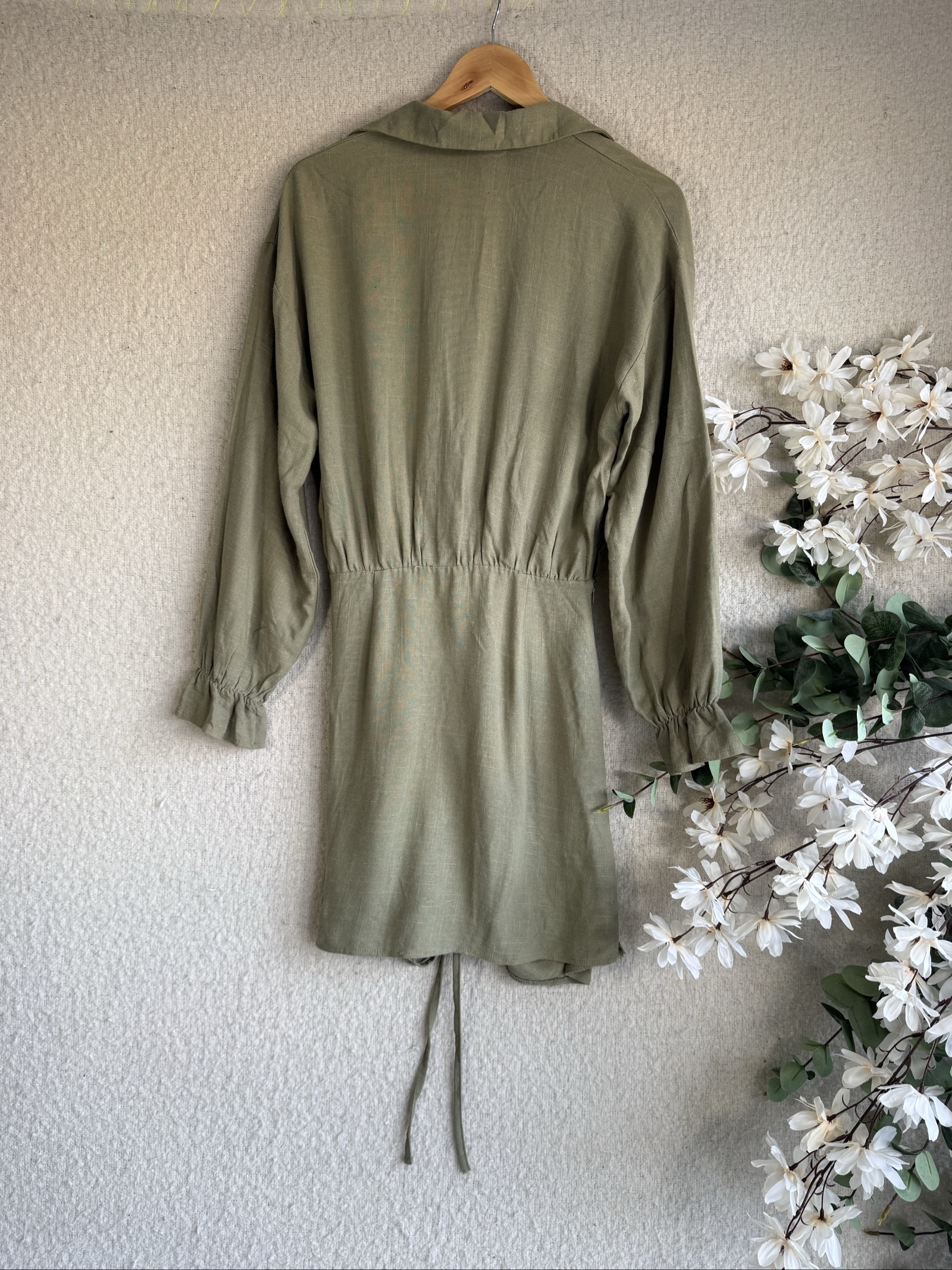 Pretty Little Thing Olive Green Long Sleeve Ruched Mini Dress UK 8 Stylish image 4