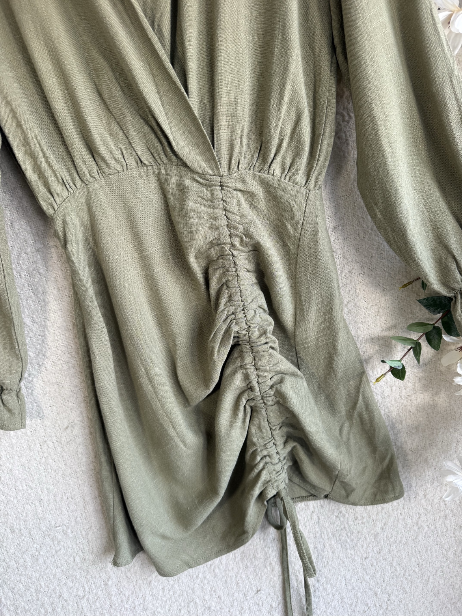 Pretty Little Thing Olive Green Long Sleeve Ruched Mini Dress UK 8 Stylish image 5