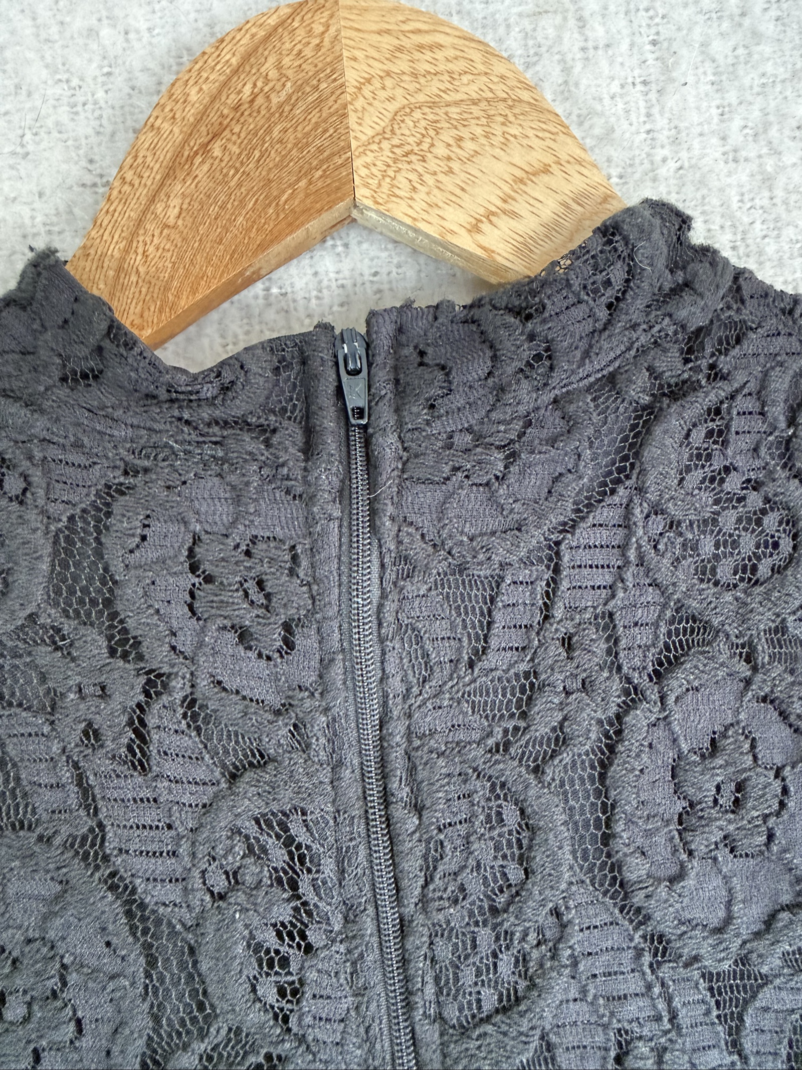 River Island Black Lace Sleeveless Dress UK 16 With Sheer Waist Detail image 6