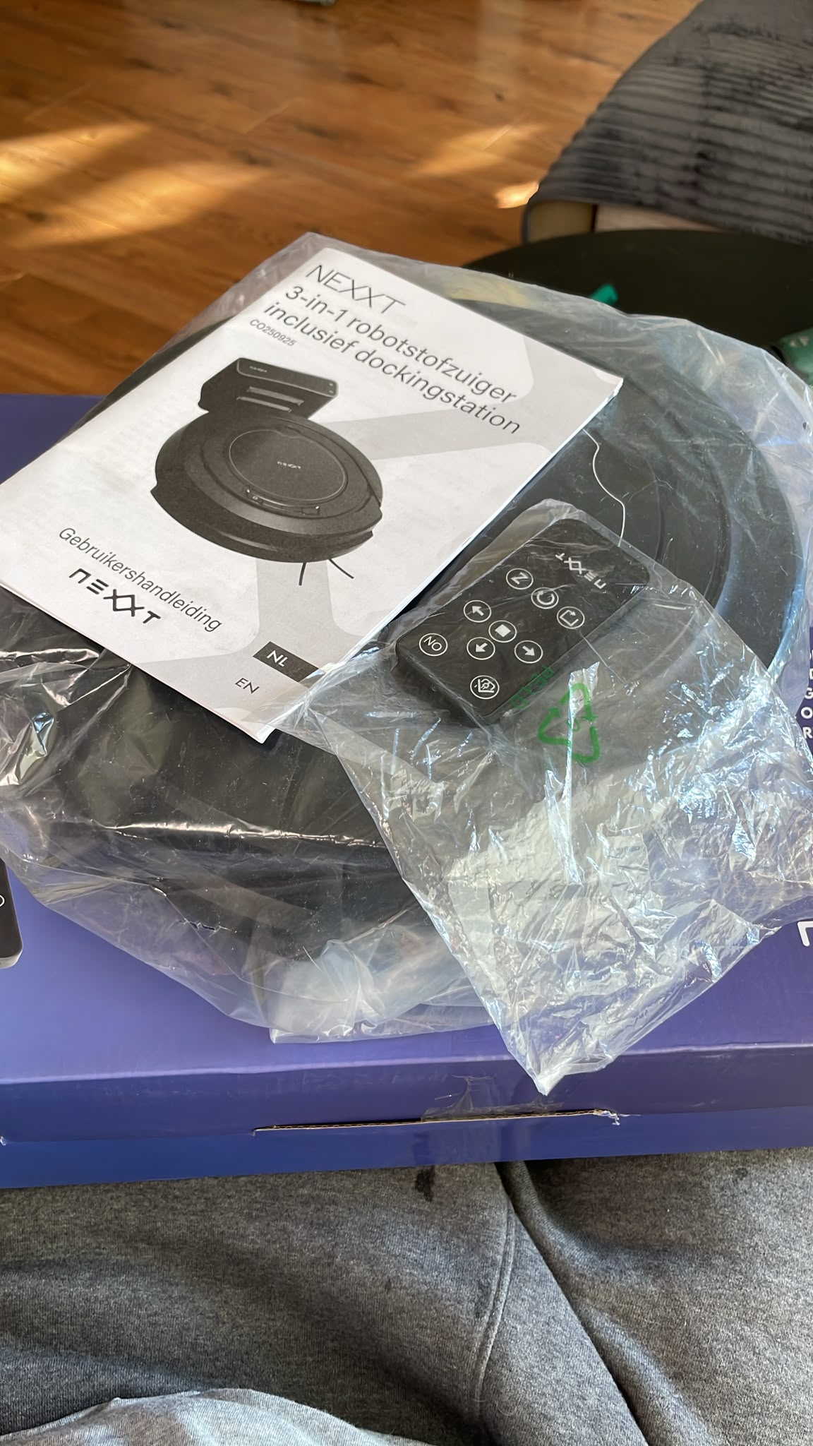 Nieuwe NEXXT 3in1 Robotstofzuiger Inclusief dockingstation