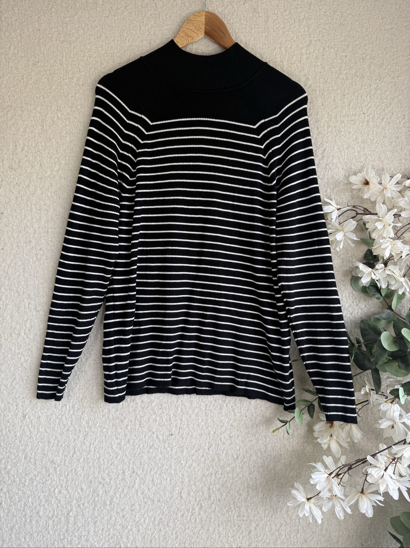 M&S Black & White Stripe Knit Jumper UK 20 Ribbed Neck Long Sleeve Sweater