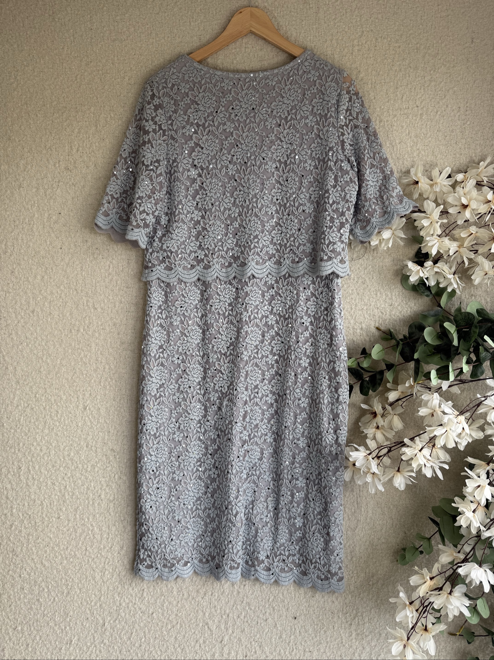 M&S Silver Lace V-Neck Dress UK 18 Elegant Sequined Occasion Style image 4