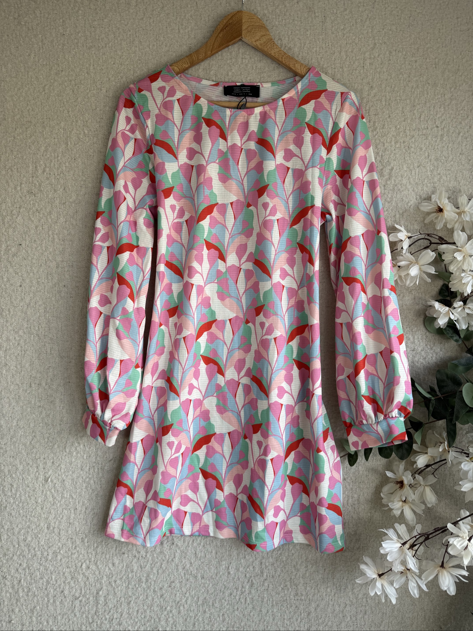 Girls On Film Pink Multi Leaf Print Long Sleeve Dress UK 12 Stylish Casual