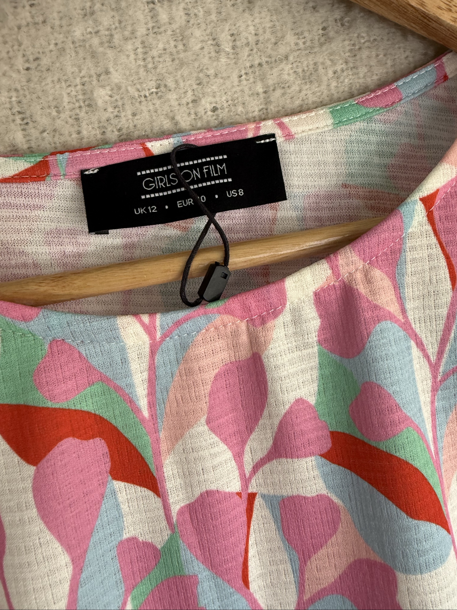 Girls On Film Pink Multi Leaf Print Long Sleeve Dress UK 12 Stylish Casual image 2