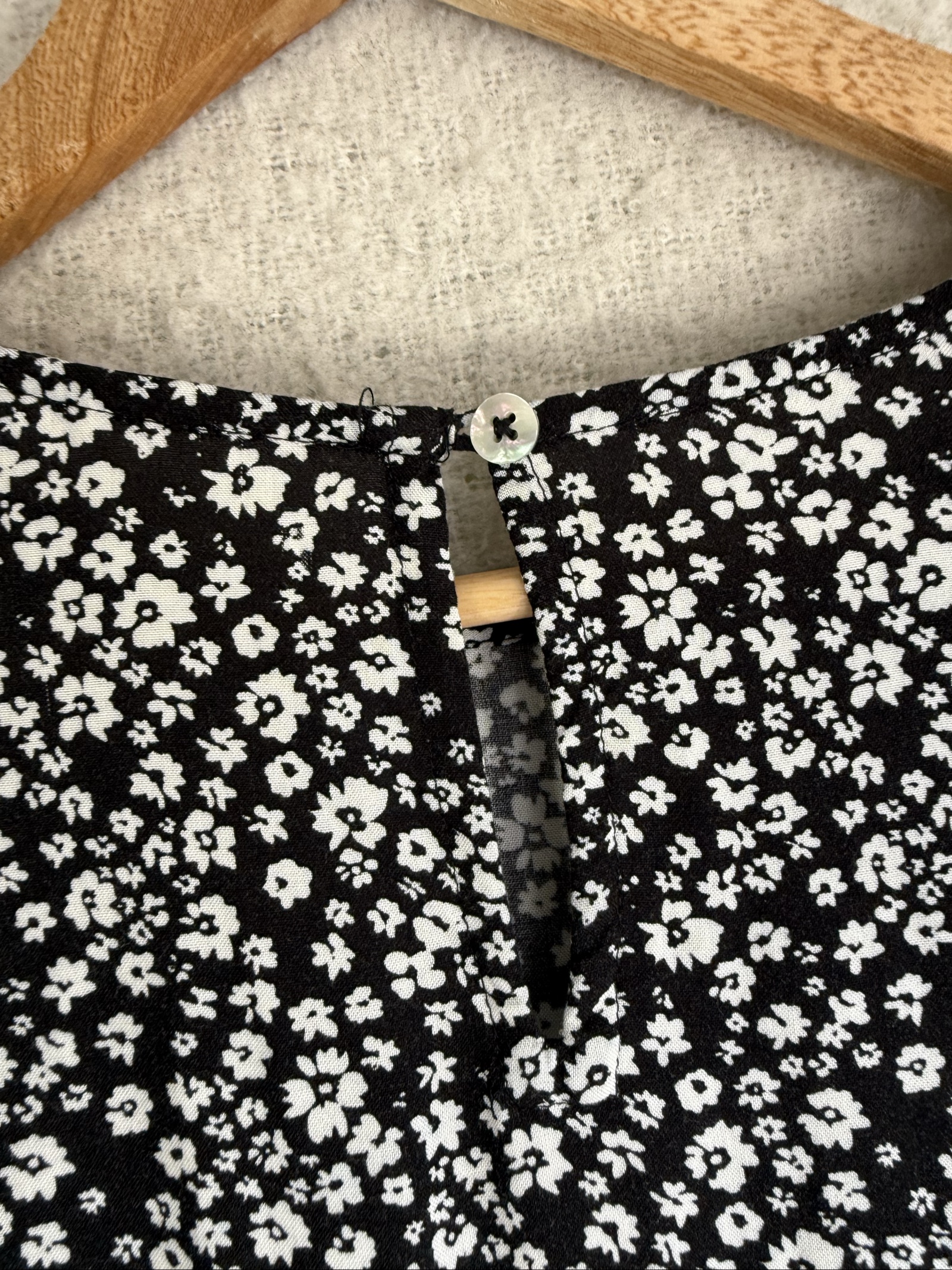 Tu Black & White Floral Midi Dress UK 12 Lightweight Viscose Elegant image 4