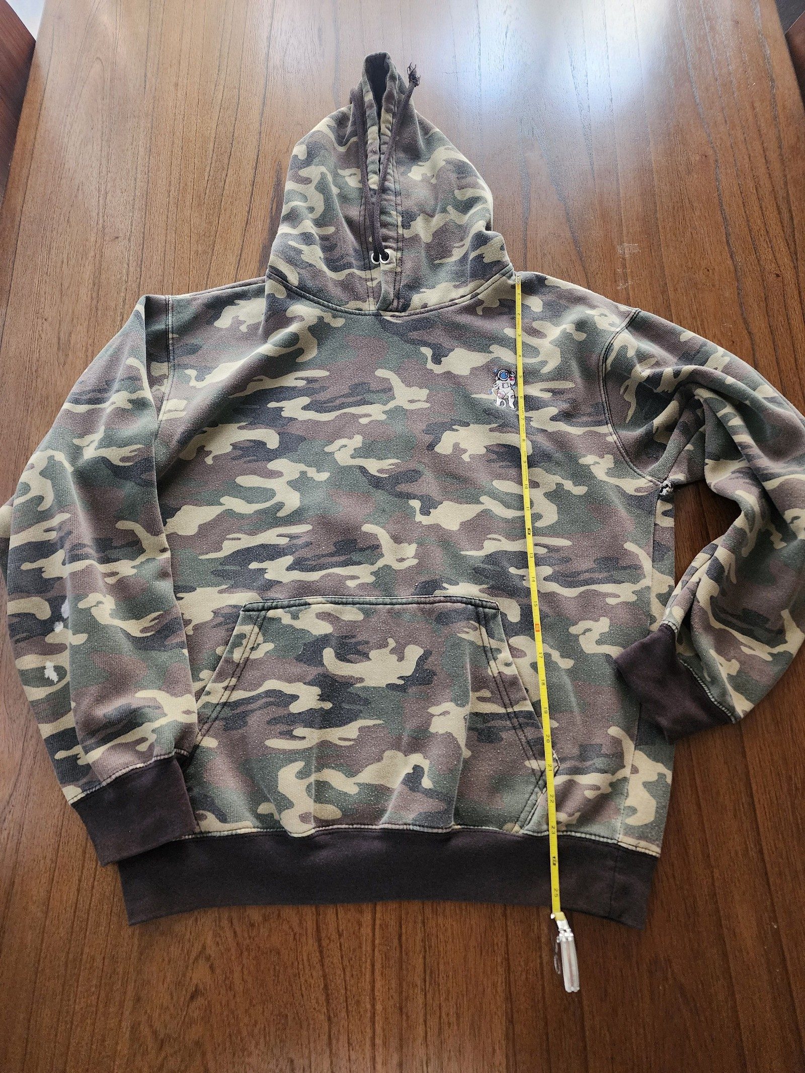 Eighty Eight Camouflage Hoodie Large Cozy Lined Pullover with Astronaut Embroidery image 6