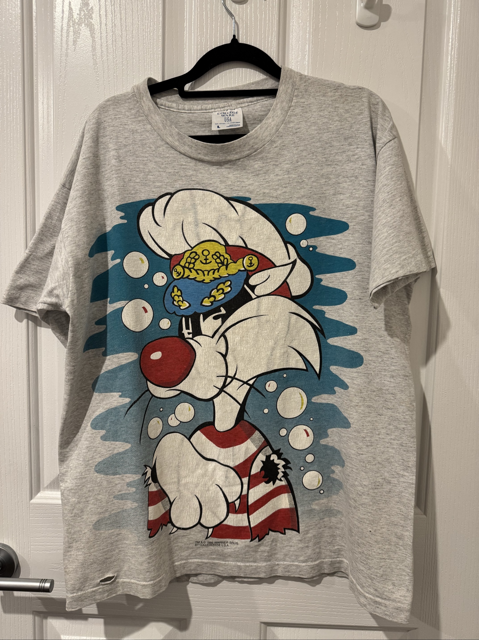 College Ware USA Grey Sylvester Sailor T-Shirt Large Cartoon Print image 2