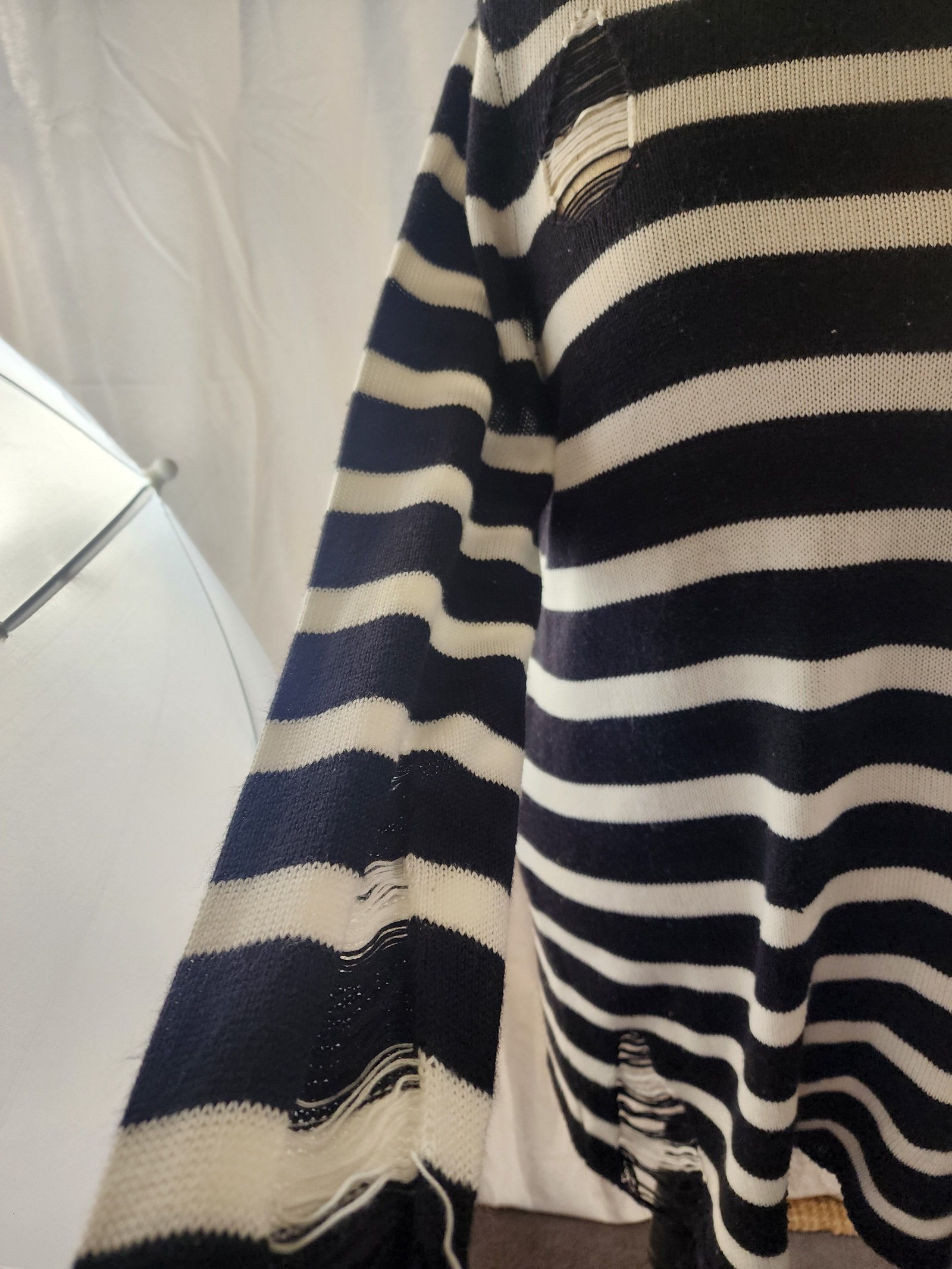 Unbranded Black & White Striped Distressed Sweater M image 3