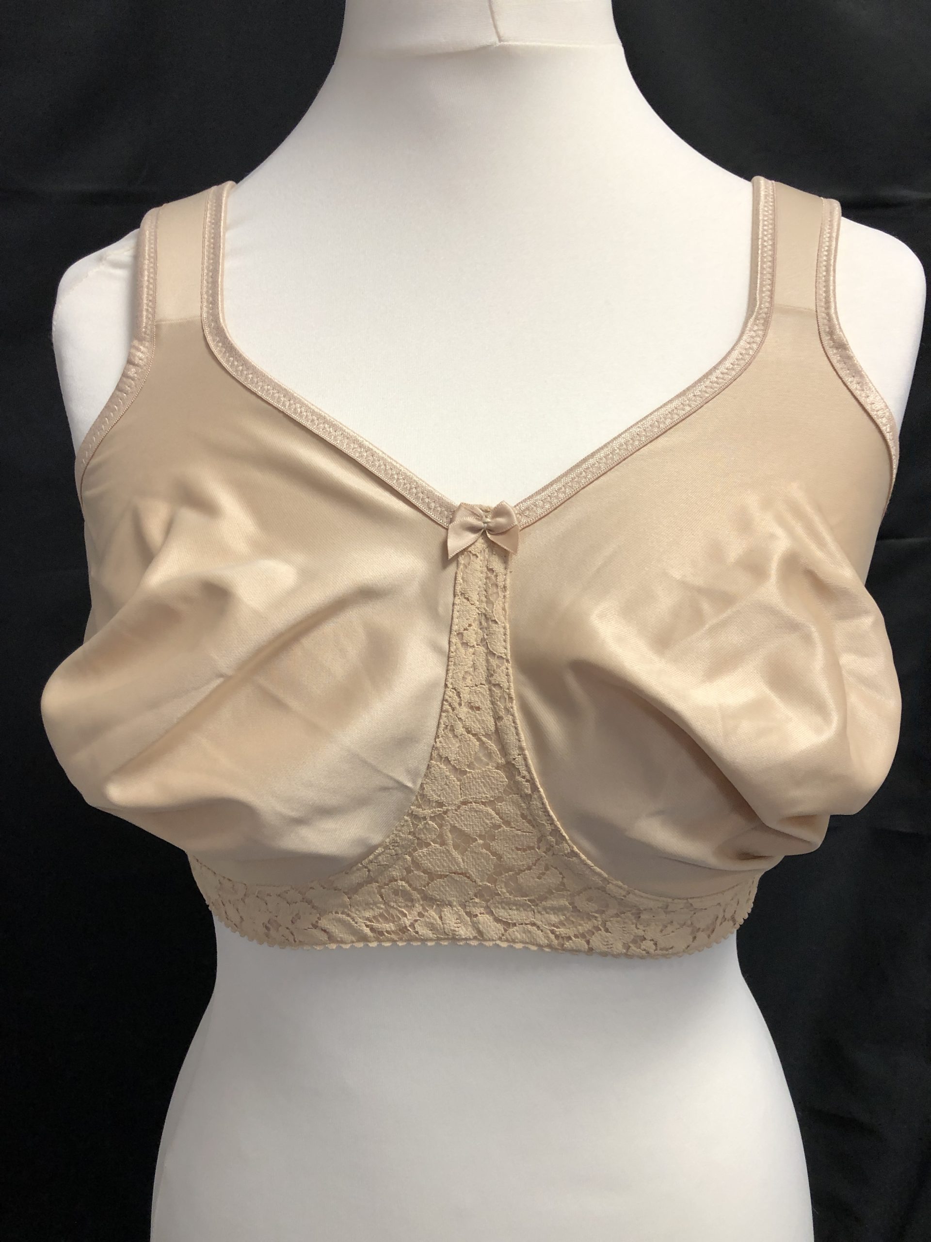 Miss Mary Beige Bra UK 38E Lace Detail New In Packaging