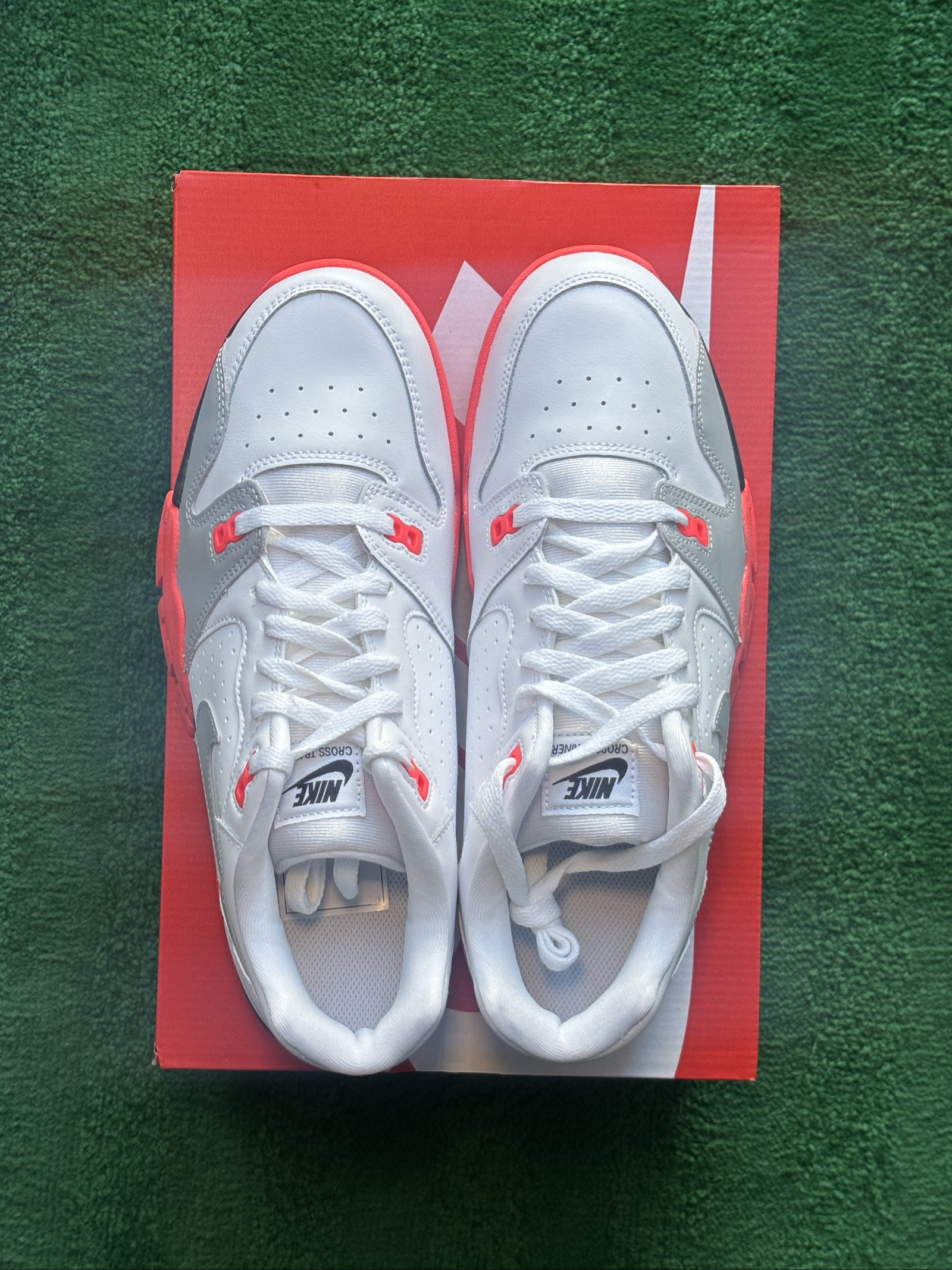 UK 9 Nike Cross Trainer | White Crimson Red CQ9182-105 image 3