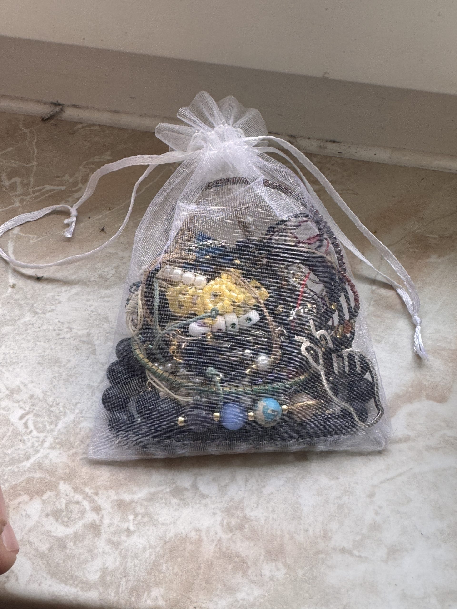 Schmuck-Beutel mit Überraschung - untested image 6