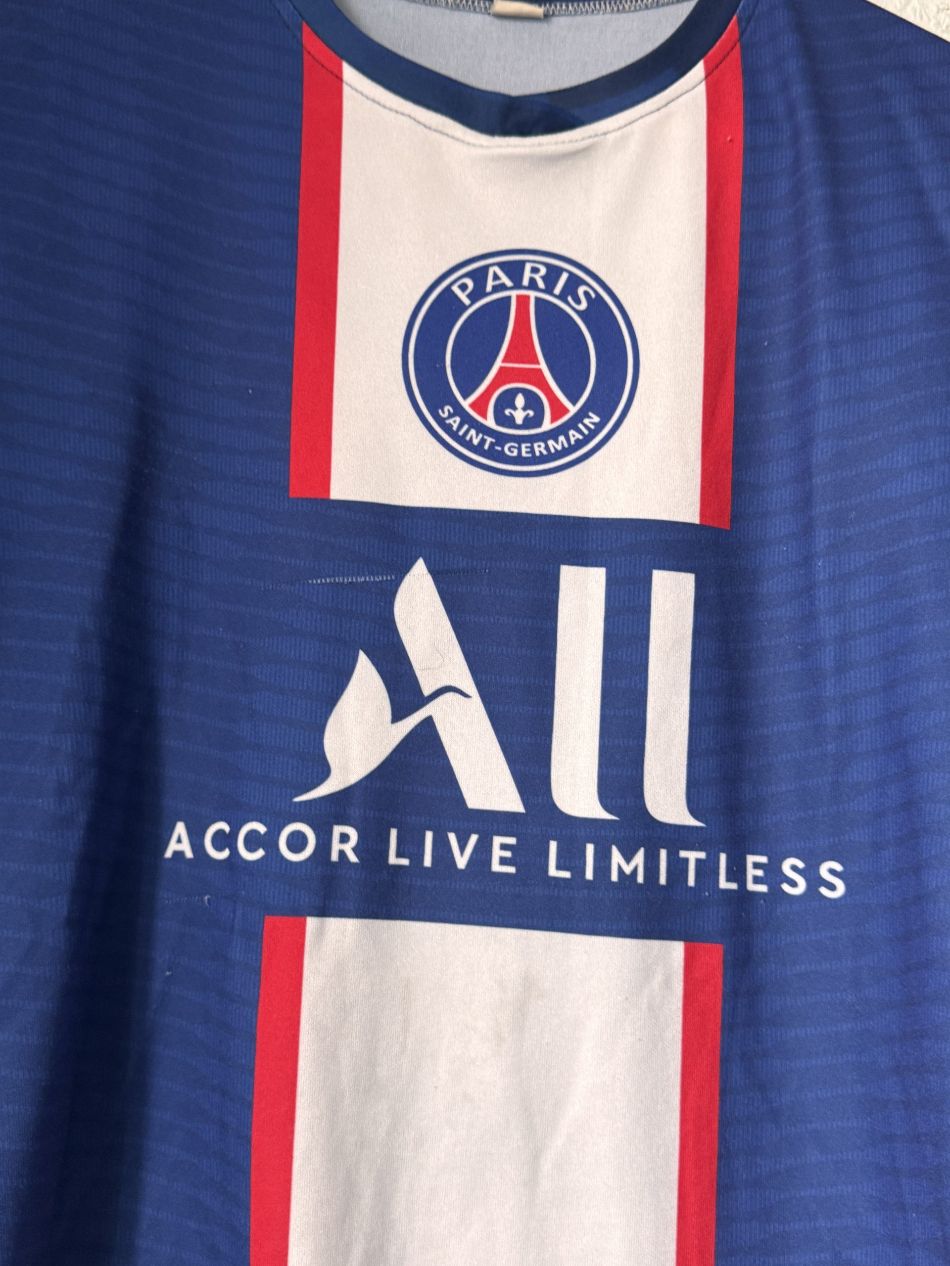 Paris Saint-Germain Blue & White Football Jersey Medium 2980 image 4
