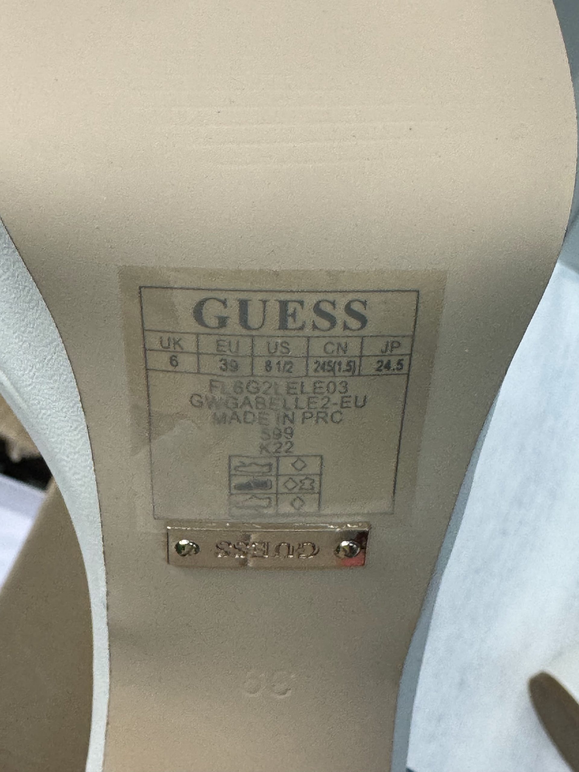 Sandalias plataforma Guess Gabelle (FL6G2LELE03) – Crema multicolor, talla 39, como nuevas image 3