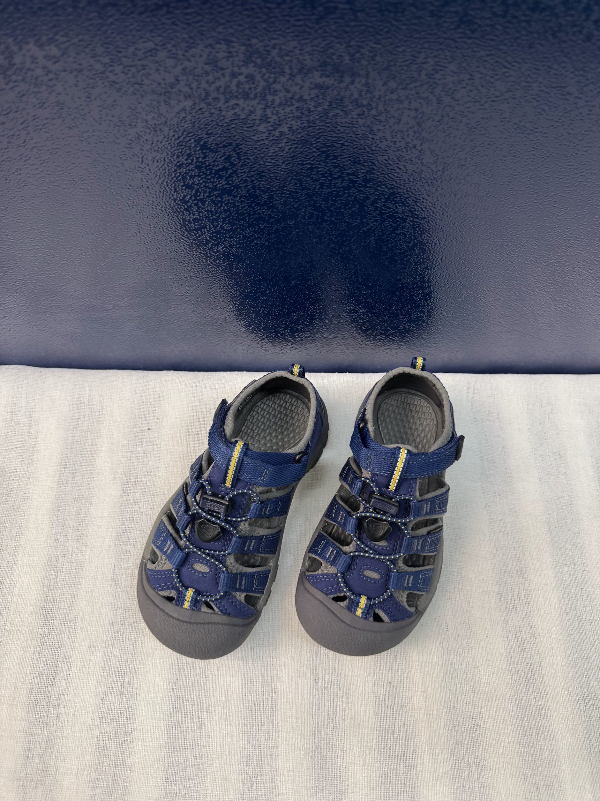 Sandalias Keen Newport H2 niños – Azul marino/gris, talla 30, nuevas image 2