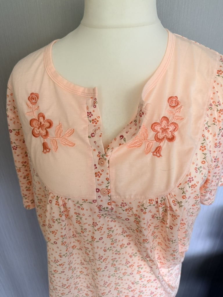 Peach Floral Embroidered Nightdress Large Soft Cotton image 2