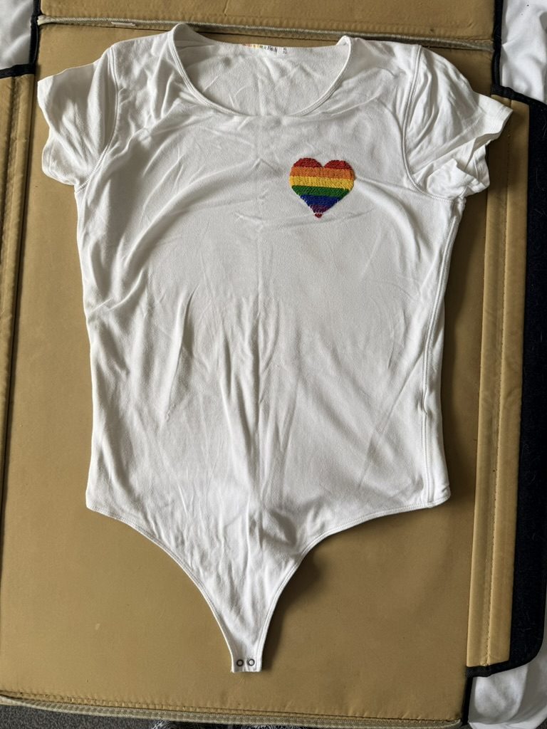 Abercrombie & Fitch White Rainbow Sequin Heart Bodysuit XL PRIDE