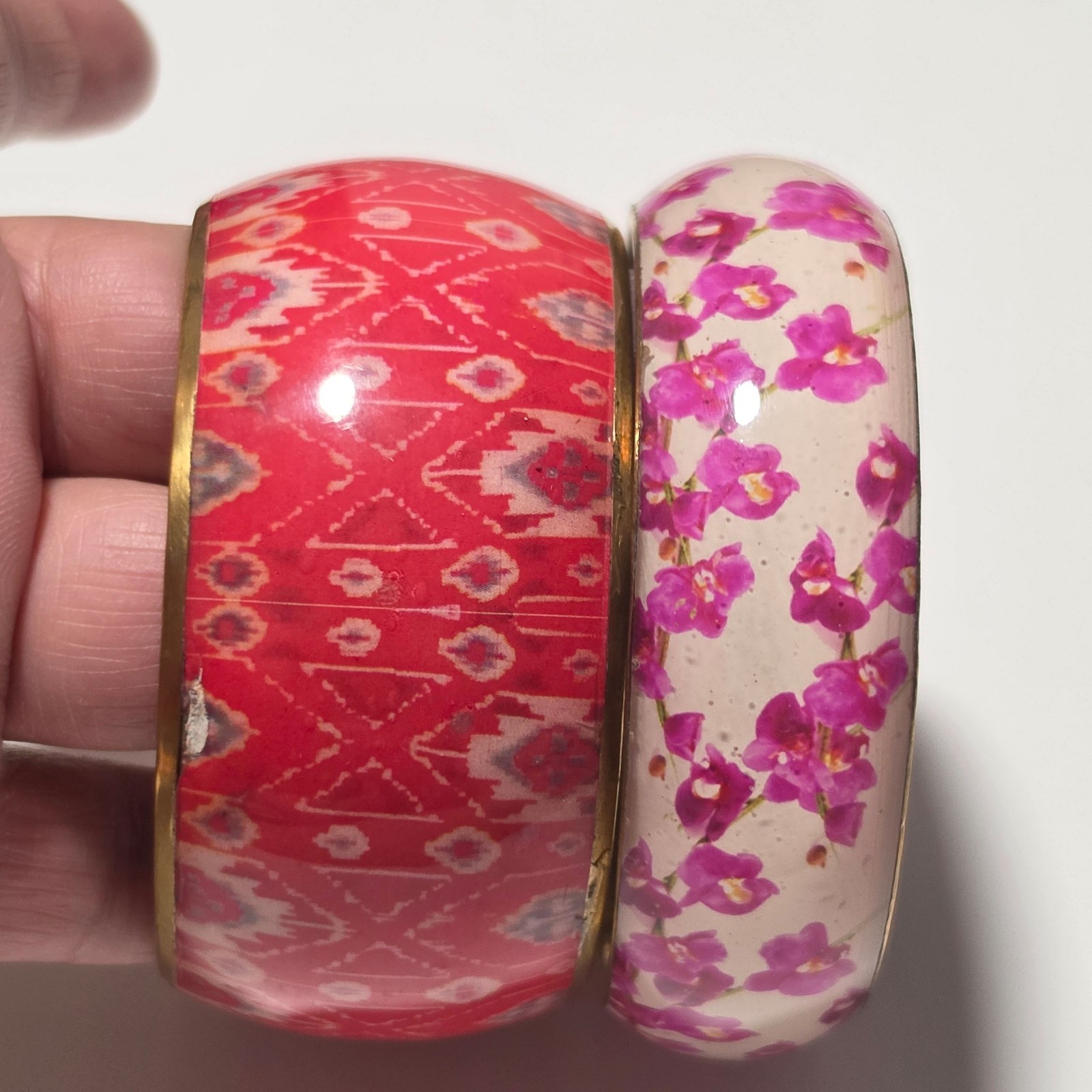 Vintang Multi Floral & Red Pattern Resin Bangles