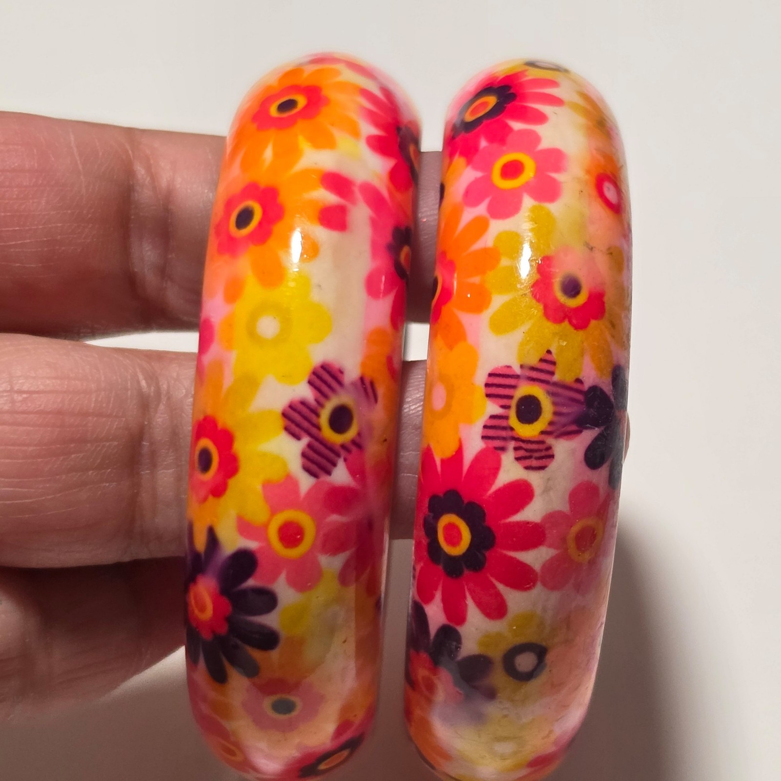 Vintage Floral Pattern Resin Bangles Multi Colour image 2