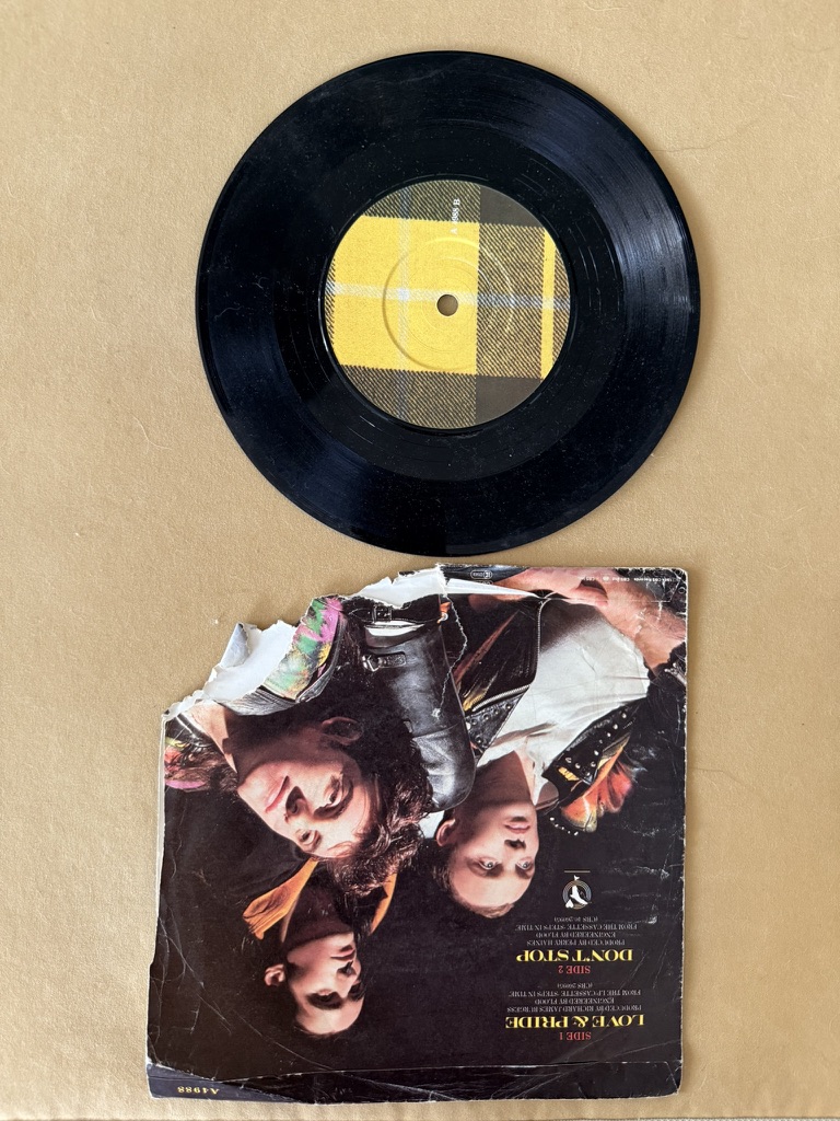 King Love & Pride Vinyl Record Single 7" image 2