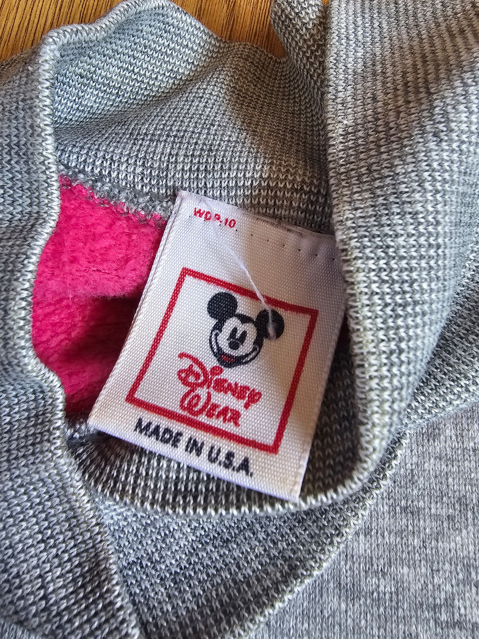 Vintage Unisex Disney Grey, Pink & Blue Mickey Beach Club Sweatshirt Medium image 3