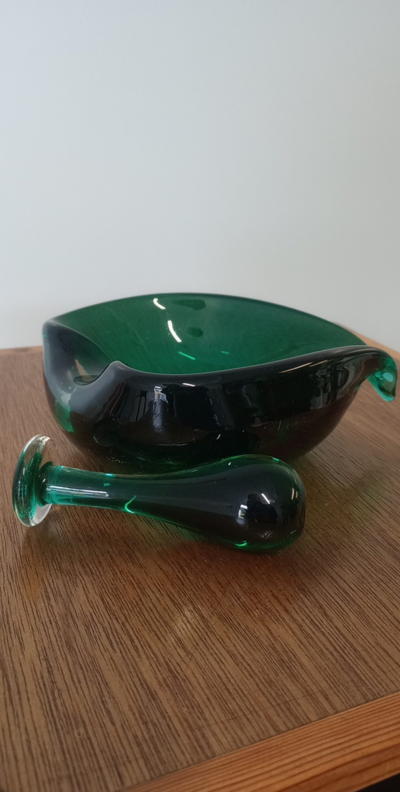 Vintage Green Glass Mortar and Pestle Set image 3