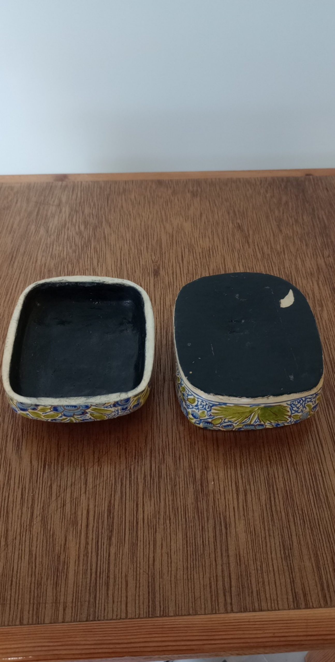 Vintage Blue & Green Floral paper mache Trinket Box Other image 5