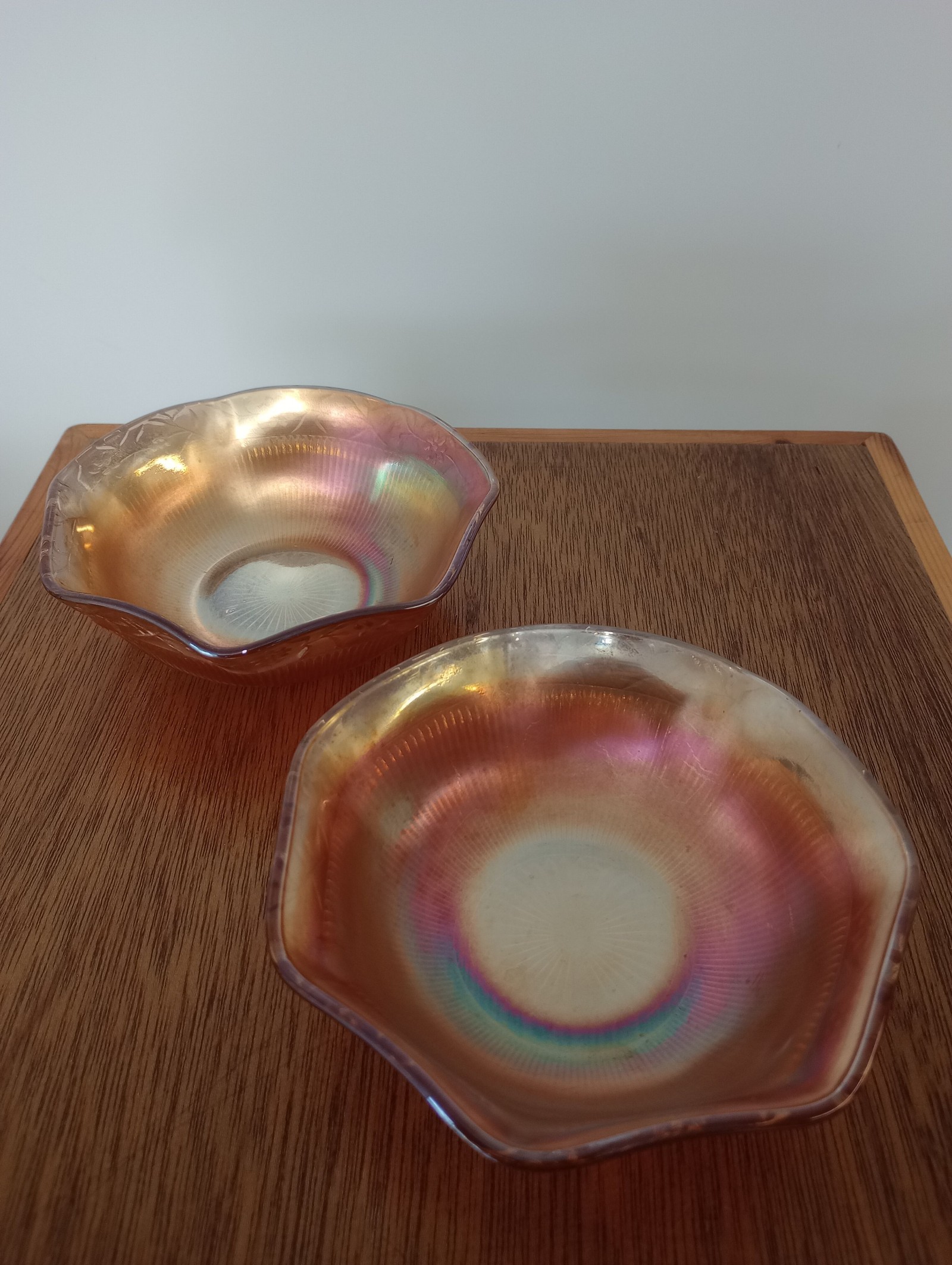 Vintage Iridescent Carnival Glass Bowls Set of 2 Multi Colour Other