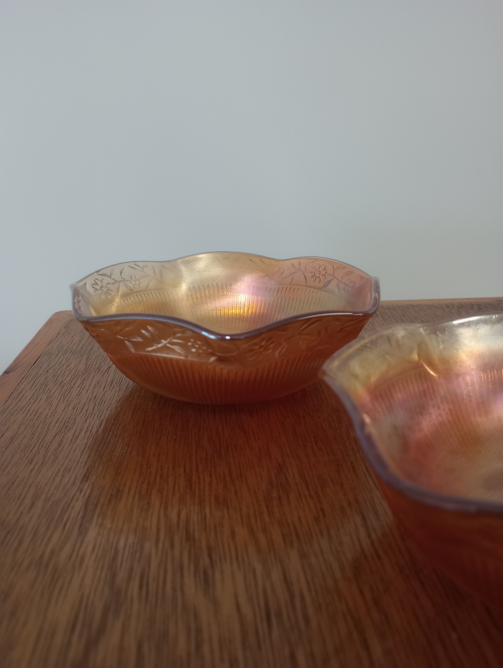 Vintage Iridescent Carnival Glass Bowls Set of 2 Multi Colour Other image 3