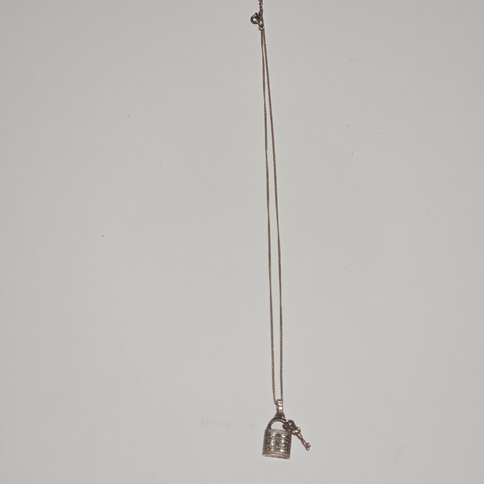 925 sterling Silver Padlock & Key Pendant Necklace