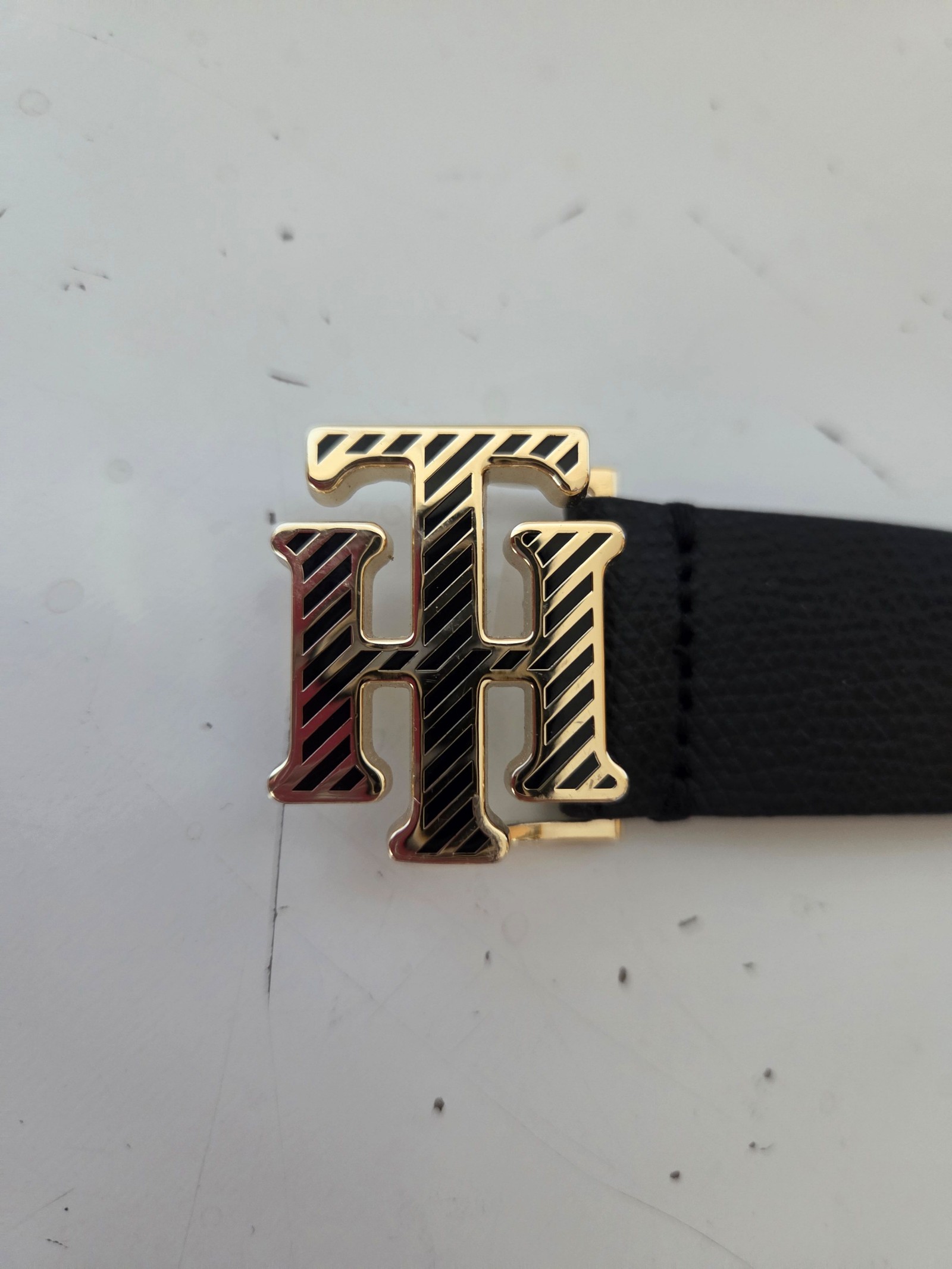 Tommy Hilfiger Black Genuine Leather Belt 90 cm Gold Buckle image 2