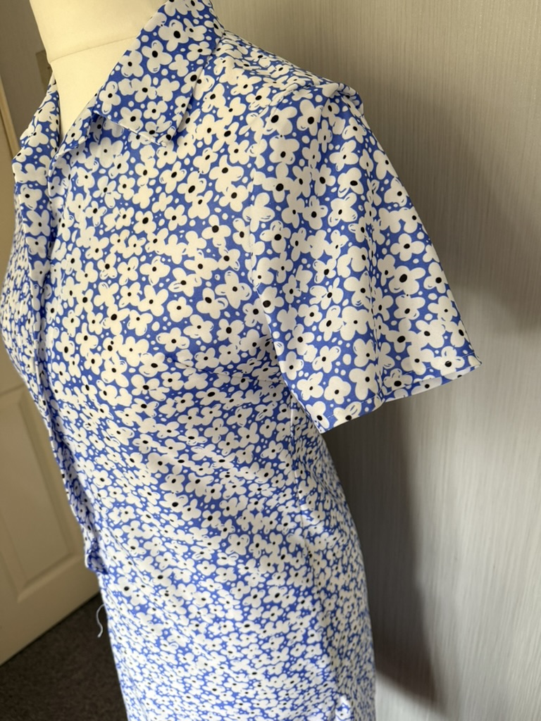 Variations Blue & White Floral Shirt Dress Medium image 3