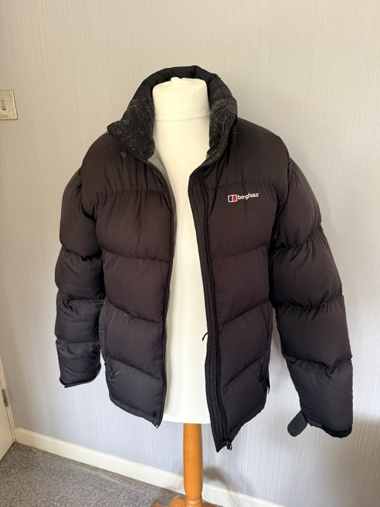 Berghaus Black Puffer Jacket Large 14 Unisex Warm Insulated Coat