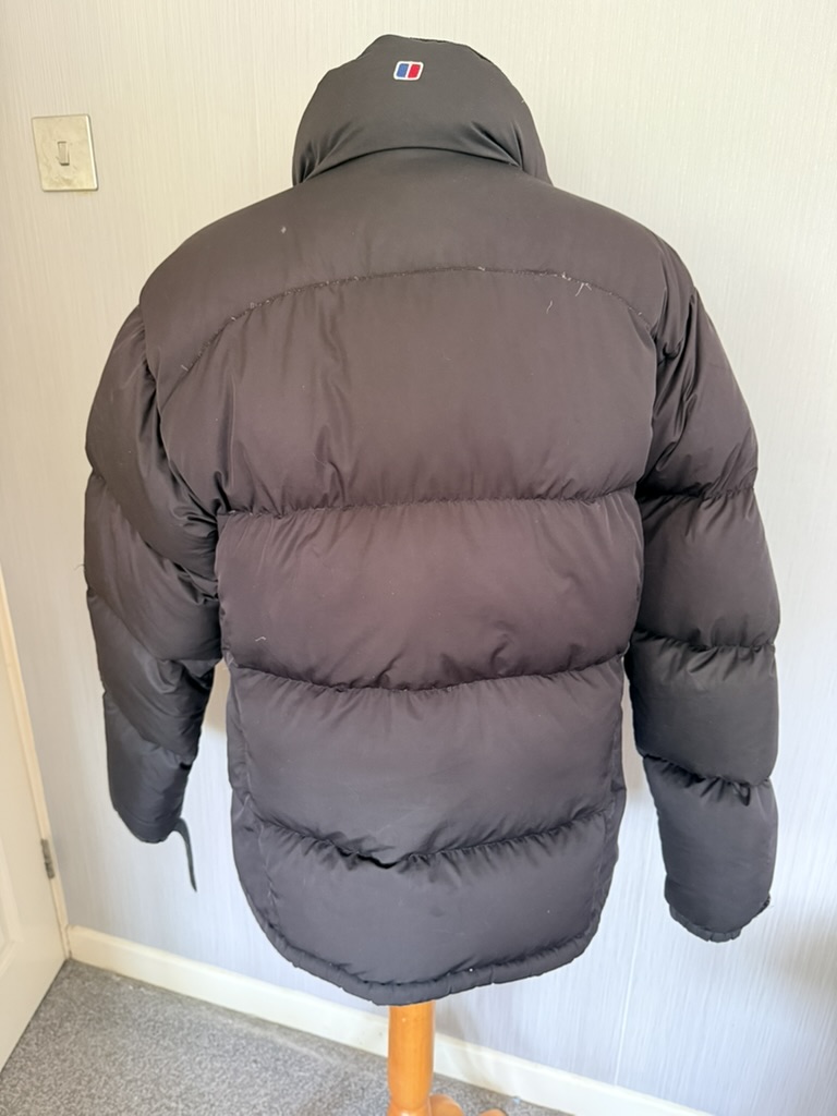 Berghaus Black Puffer Jacket Large 14 Unisex Warm Insulated Coat image 6