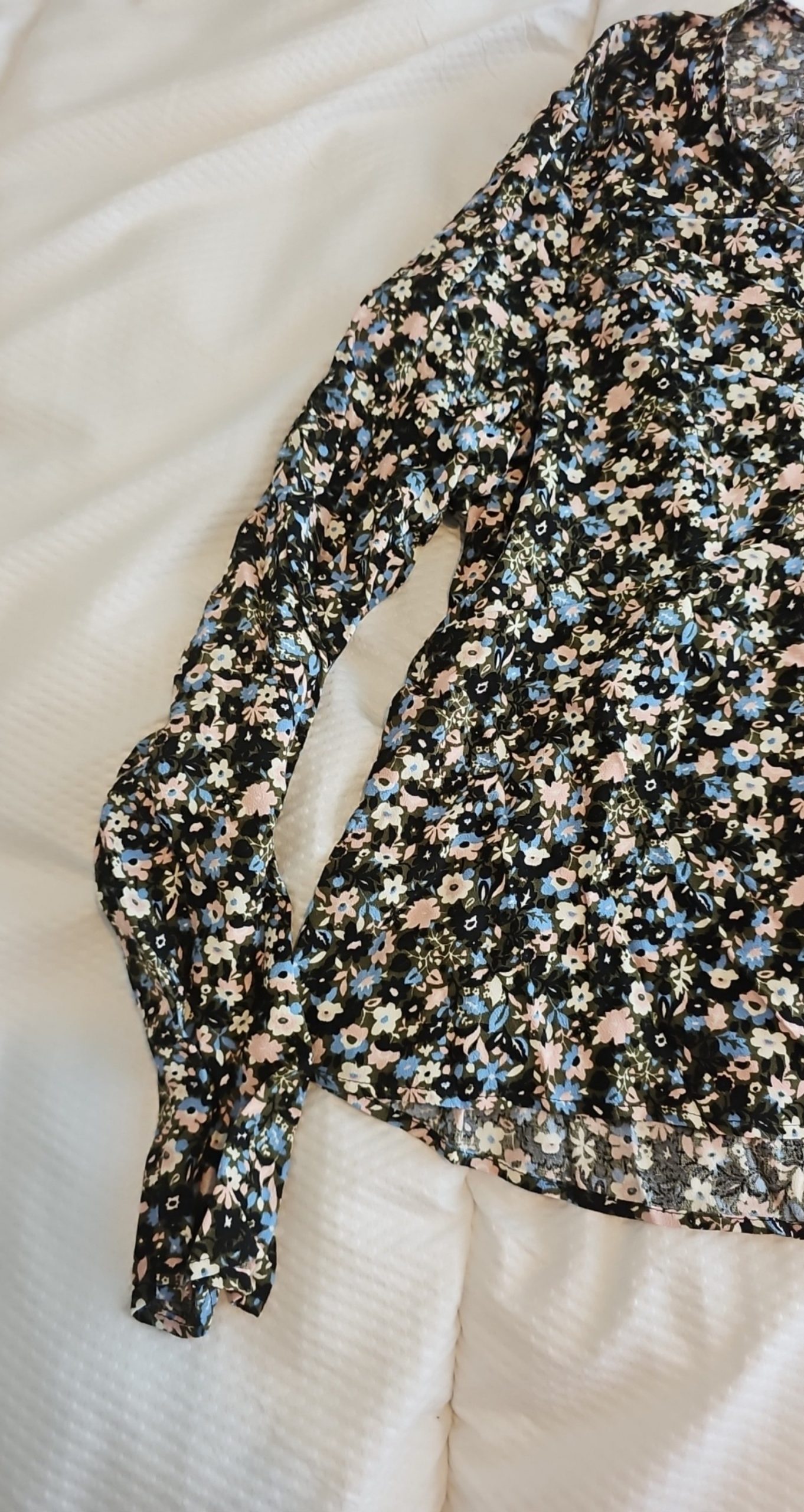 Boden Black & Blue Floral Long Sleeve V-Neck Top UK 20 US 16/18 BNWT image 2