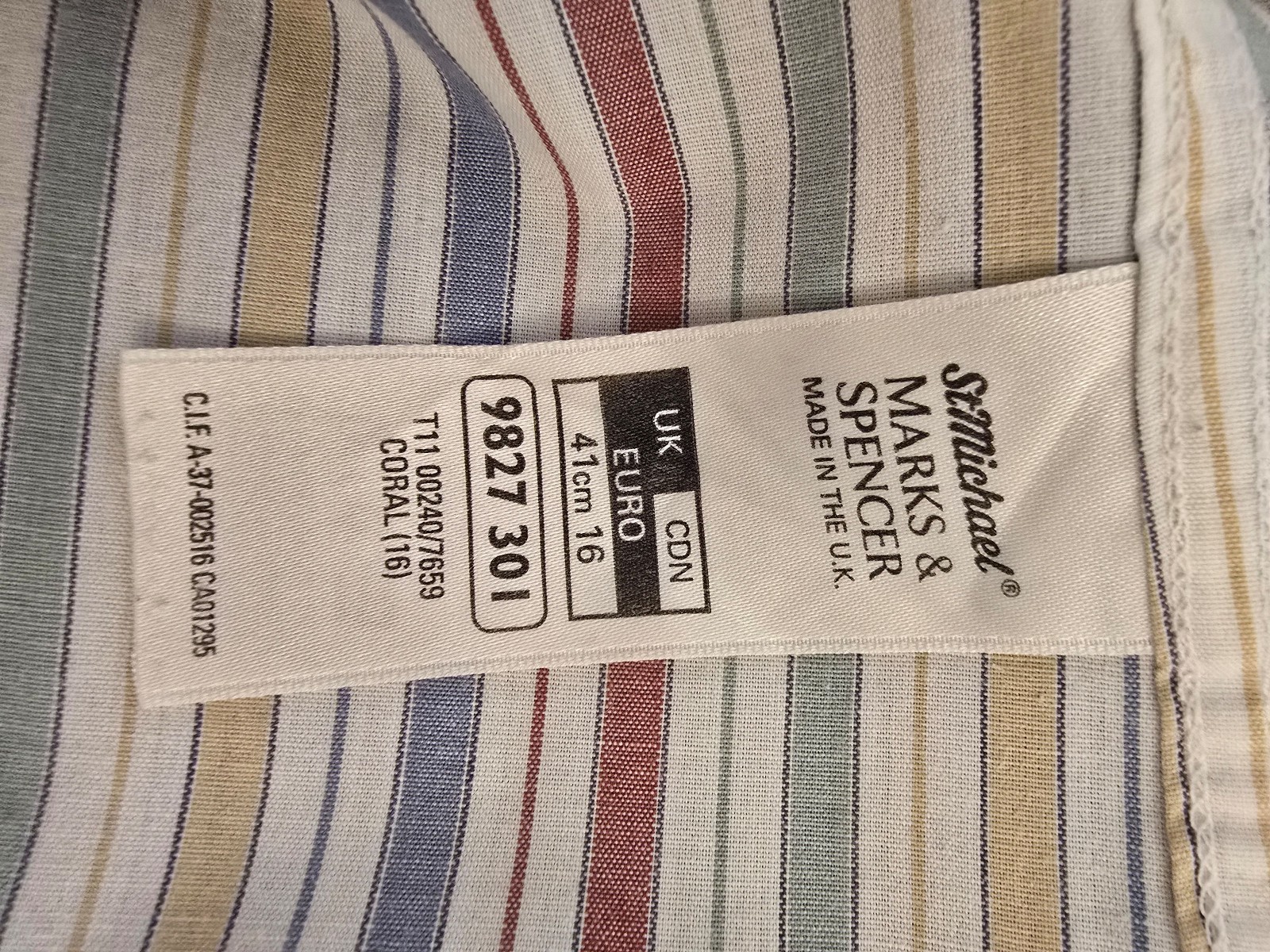 St Micharls by Marks & Spencer Multi Stripe Short Sleeve Shirt UK 16 / 41cm Collar image 5
