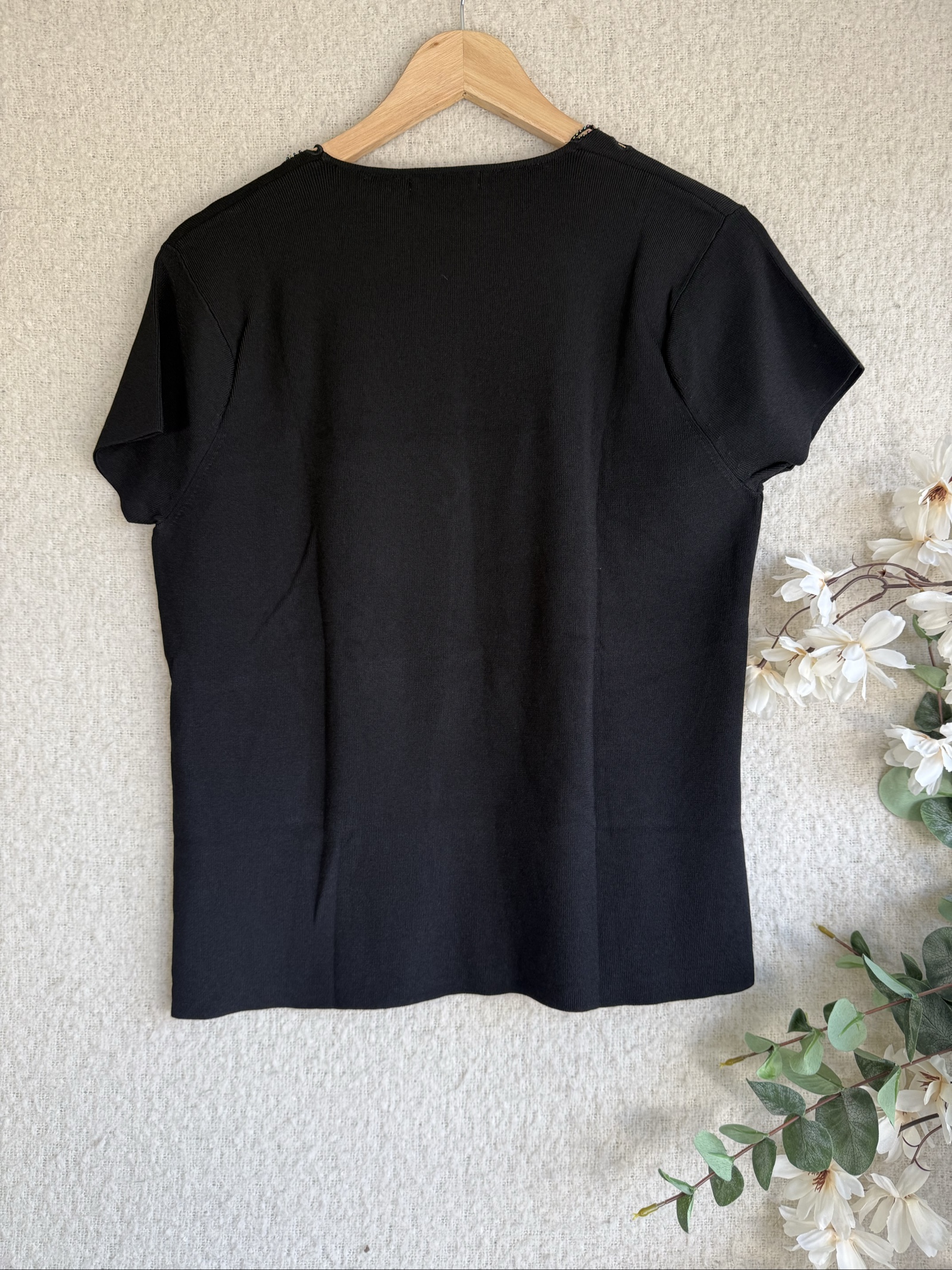 Berkertex Black Embellished Floral Neckline Knit Top UK 22 Comfortable Stylish image 4
