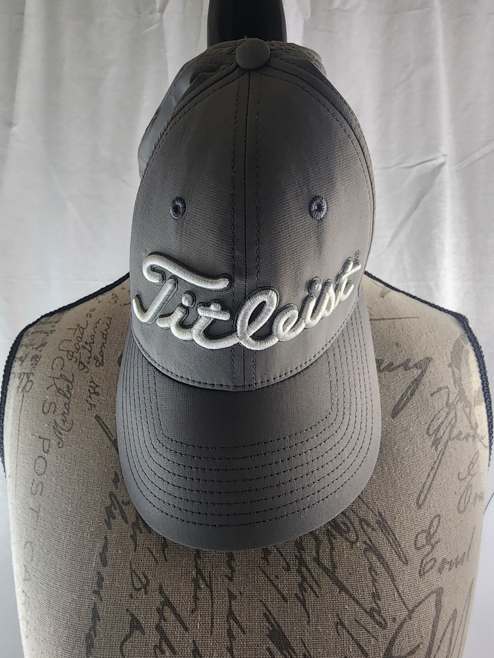 Titleist Grey Pro V1 Embroidered Golf Cap Adjustable